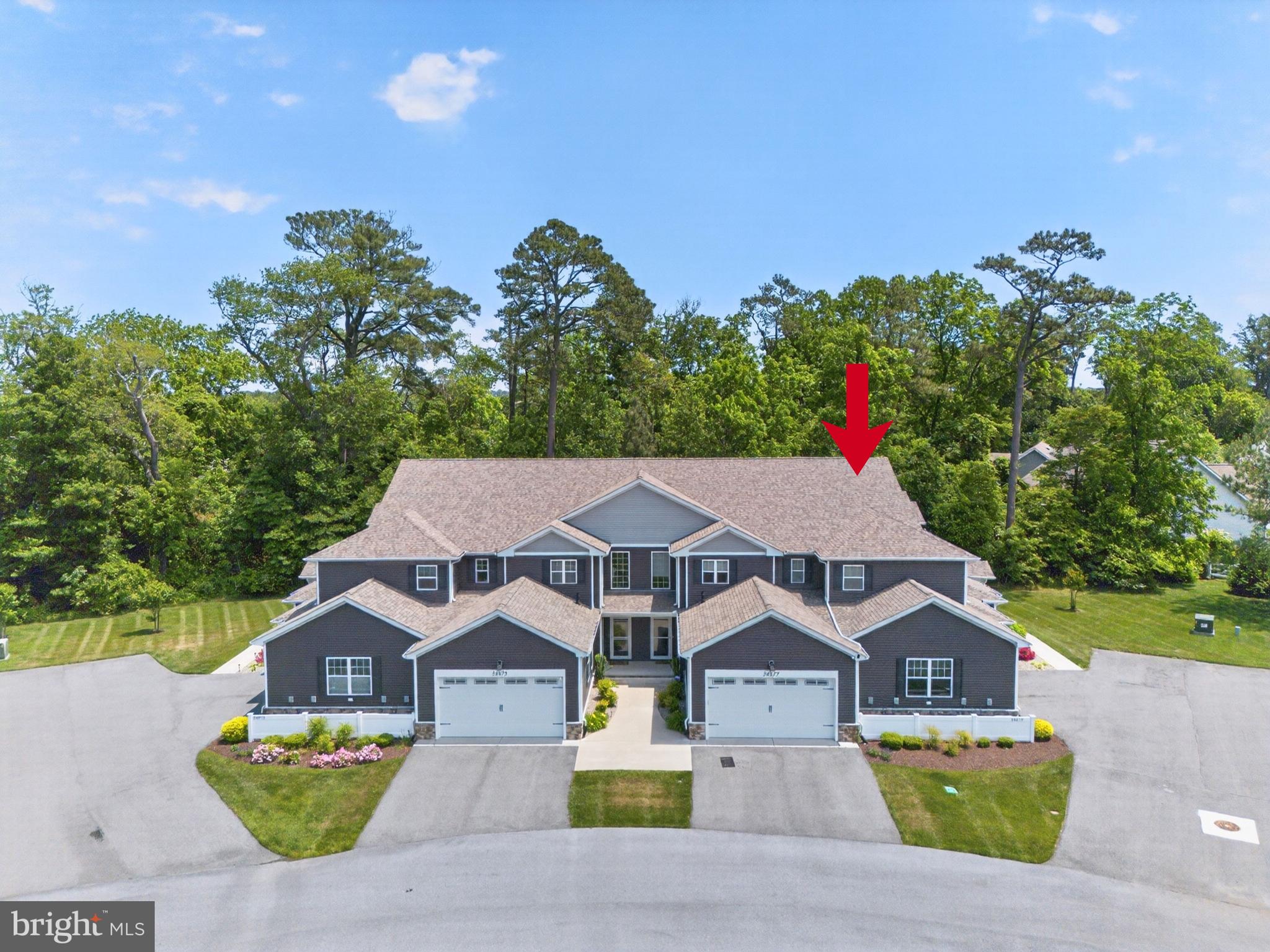 WOODS COVE - Residential