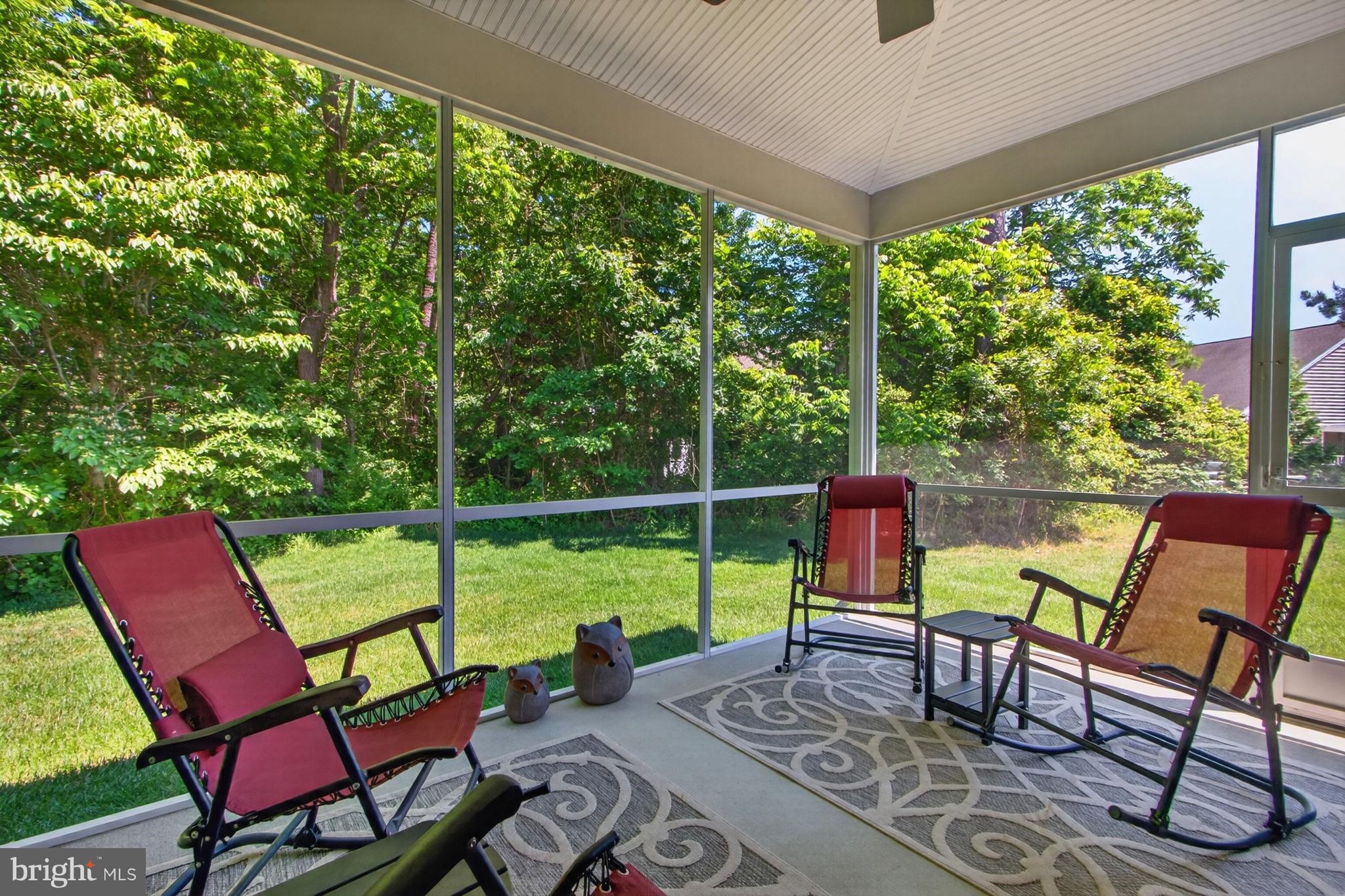 WOODS COVE - Residential