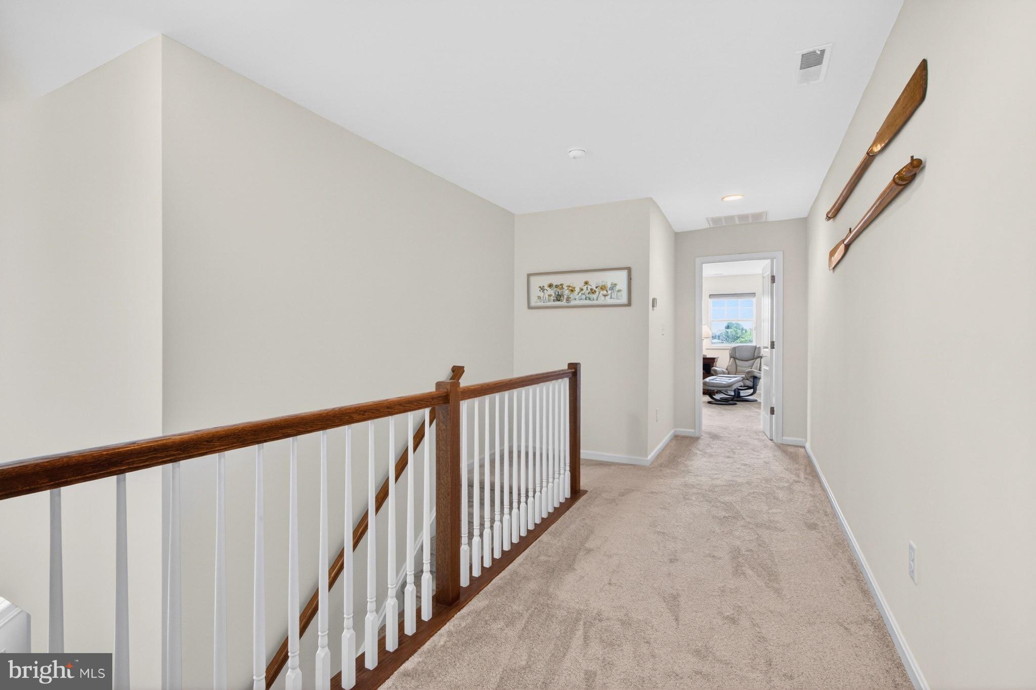 WOODS COVE - Residential