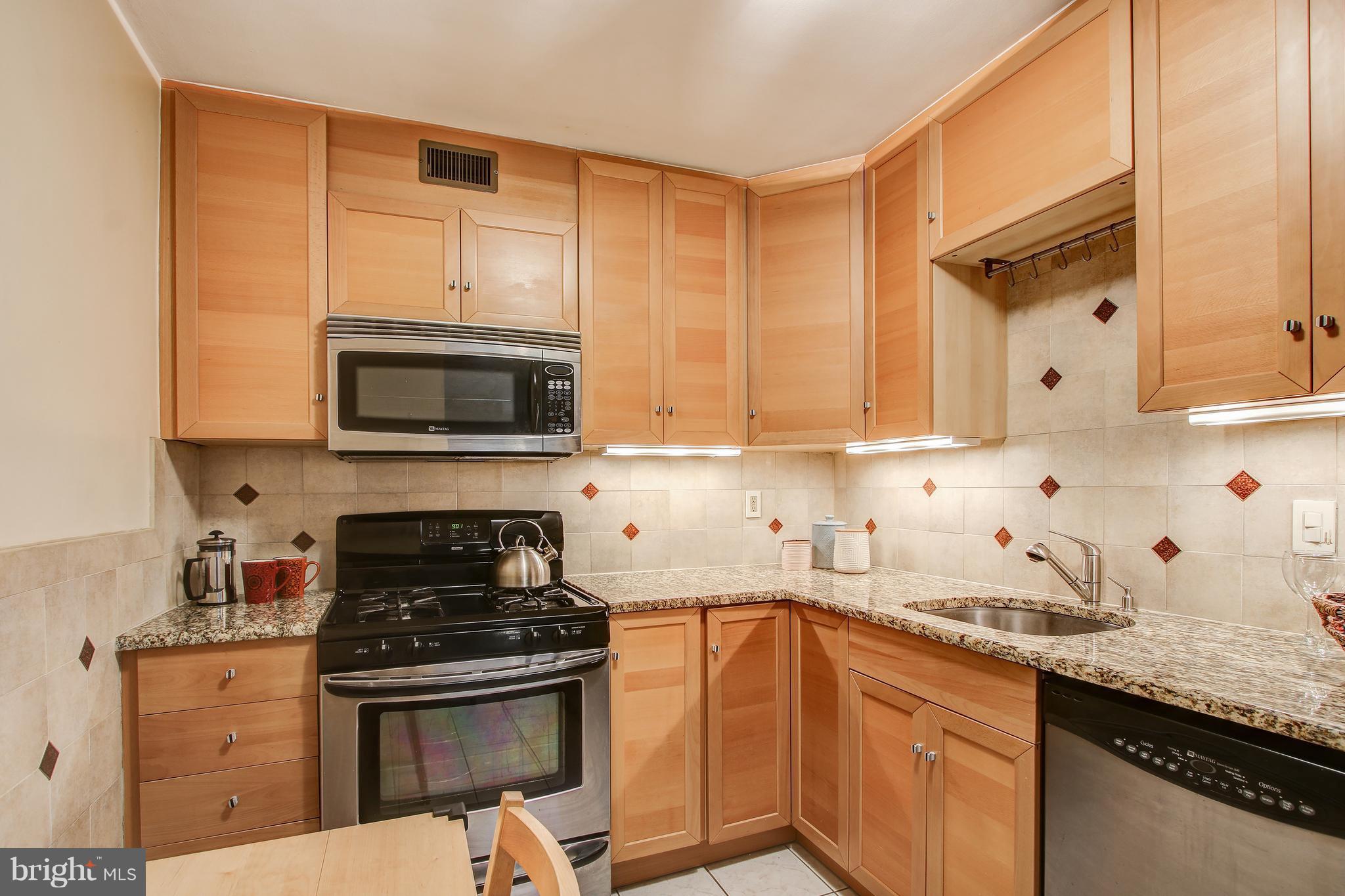 WHITEHALL - Residential