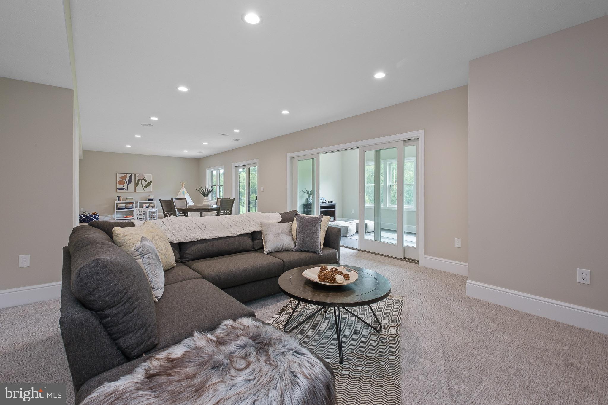 CEDAR VIEW - Residential