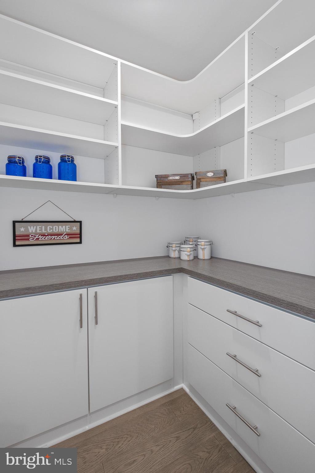 CEDAR VIEW - Residential