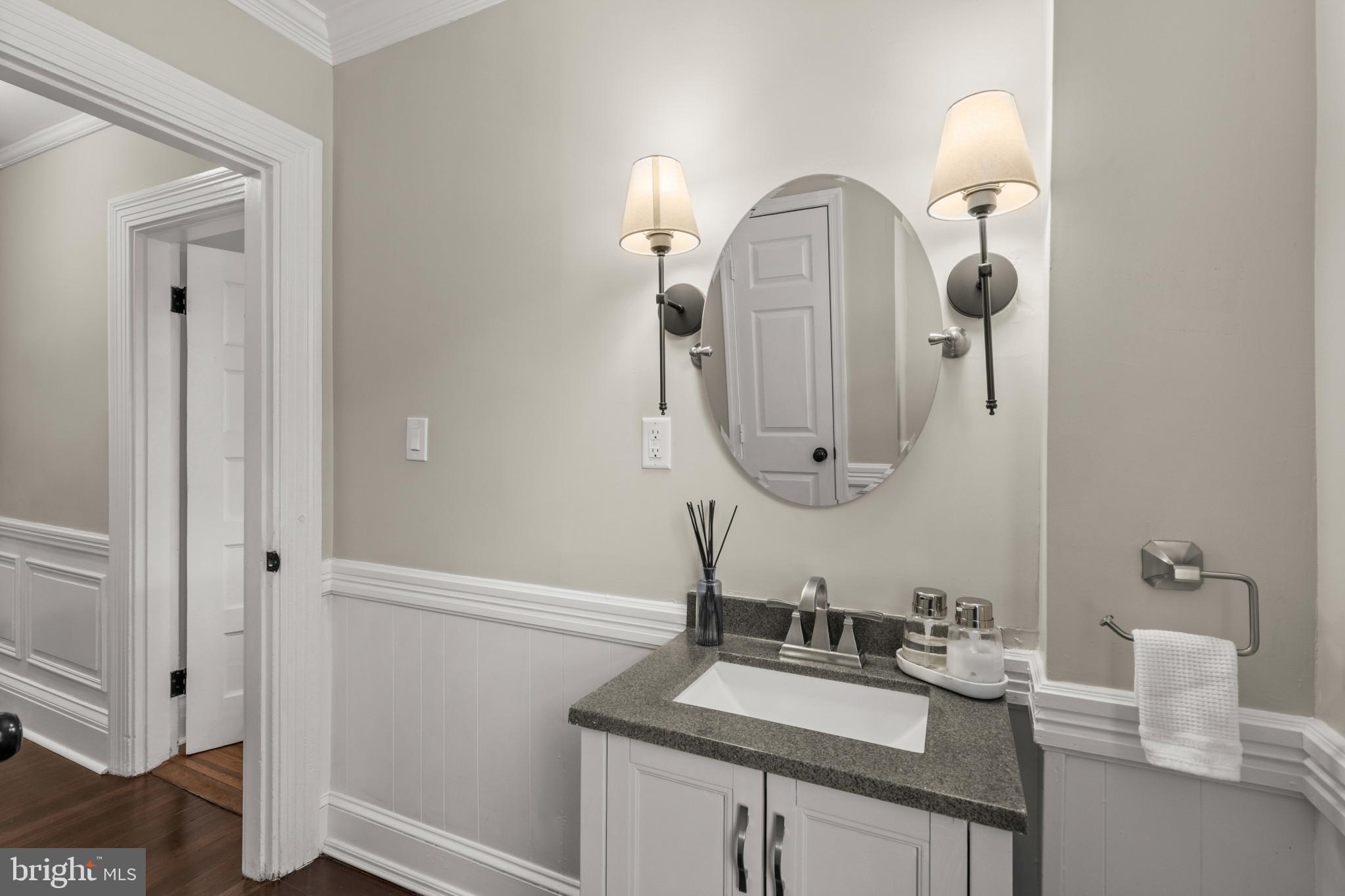 ROLAND PARK - Residential