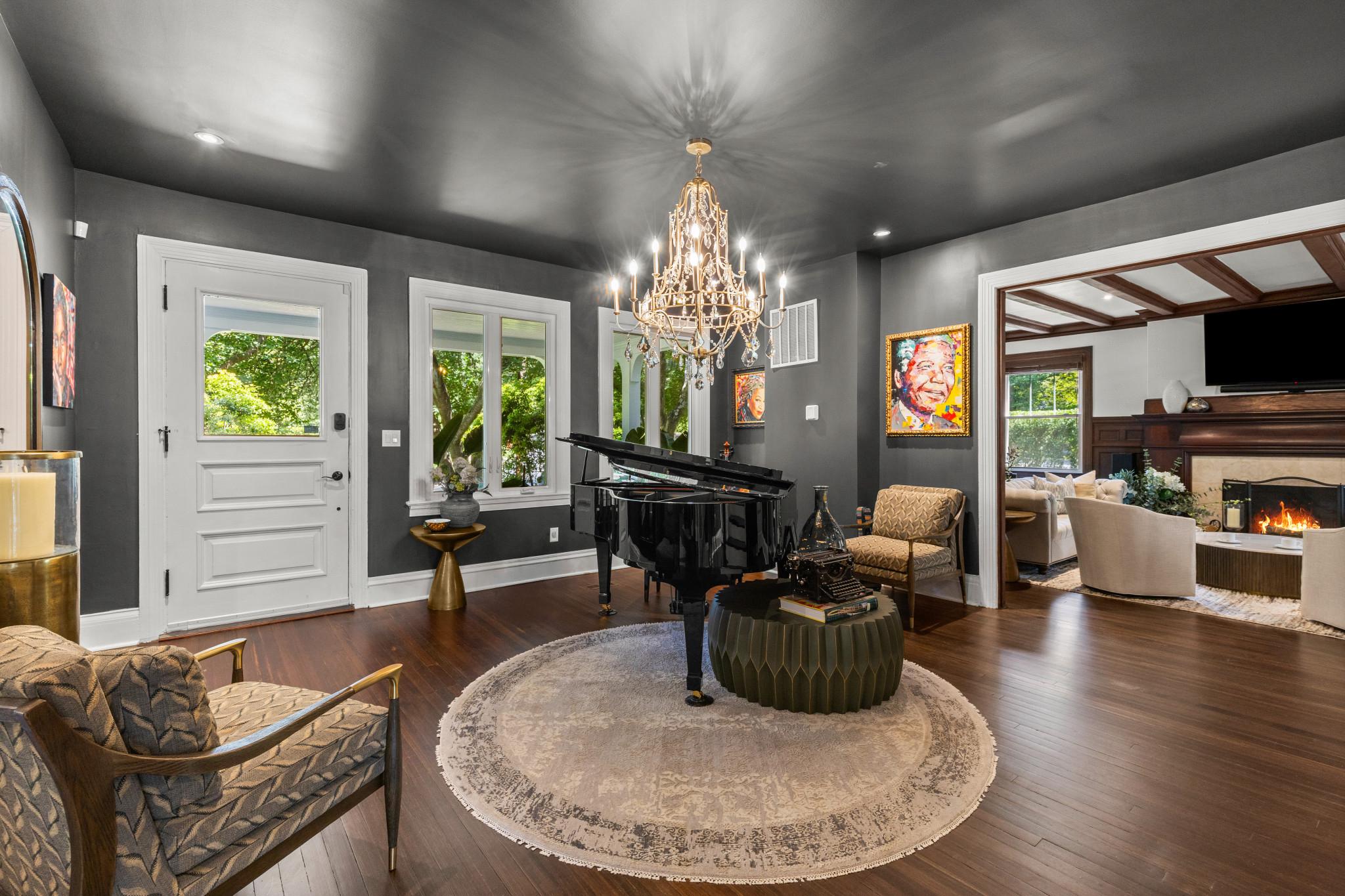 ROLAND PARK - Residential