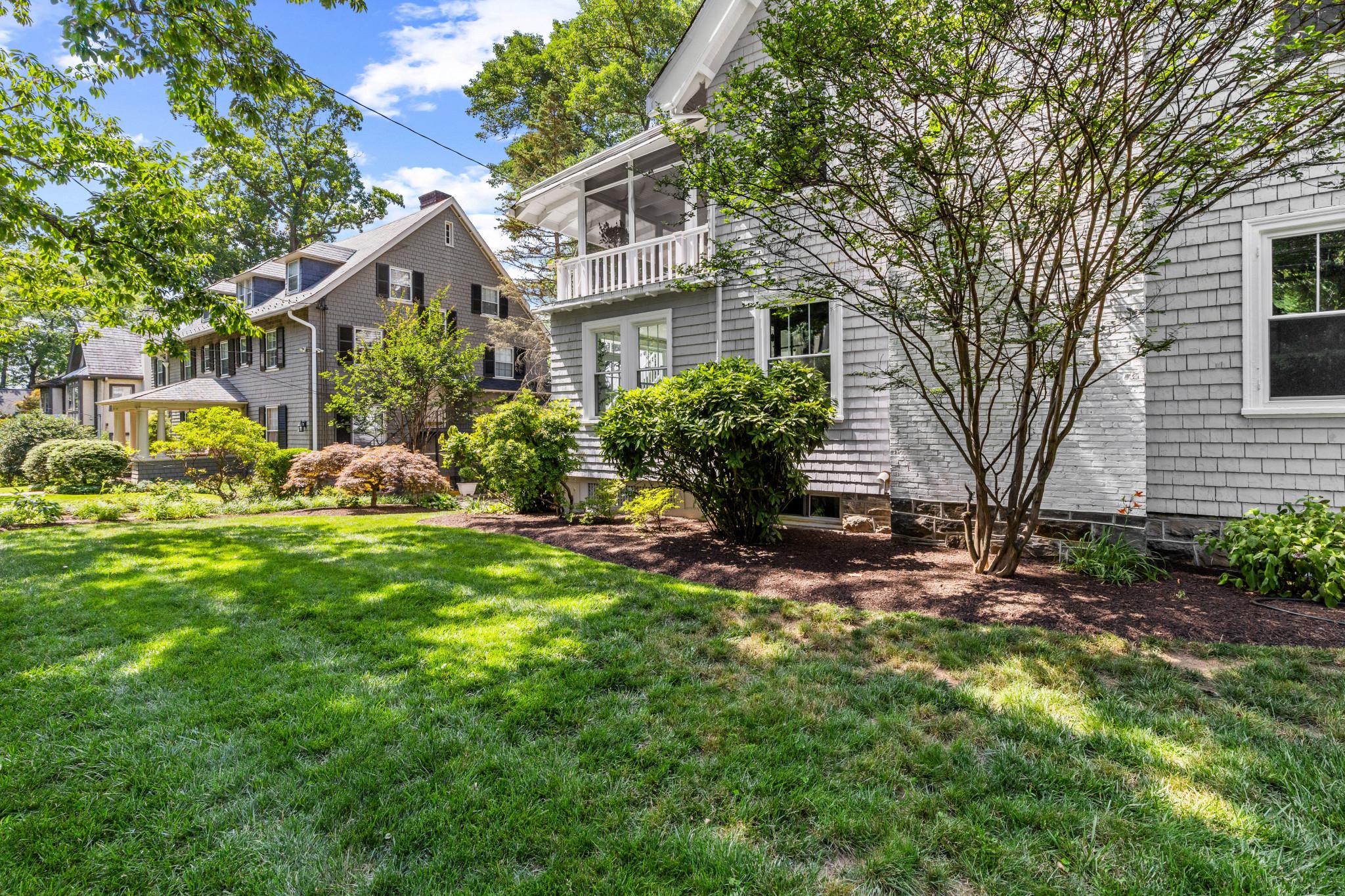 ROLAND PARK - Residential