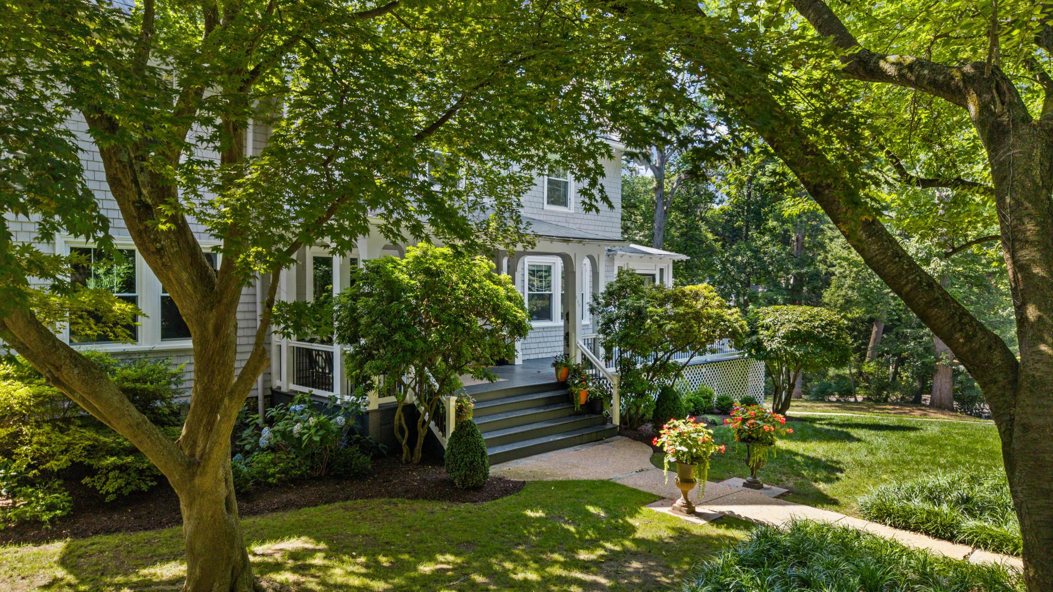 ROLAND PARK - Residential