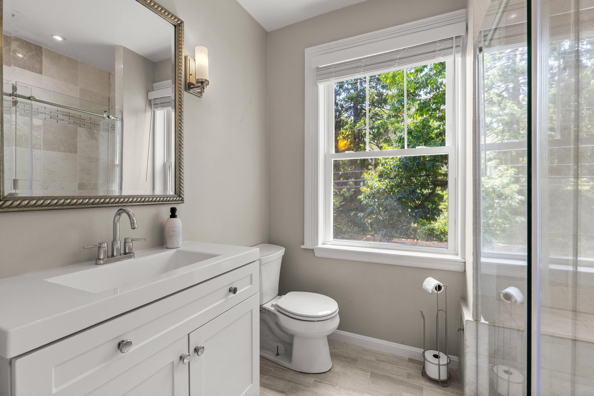 ROLAND PARK - Residential