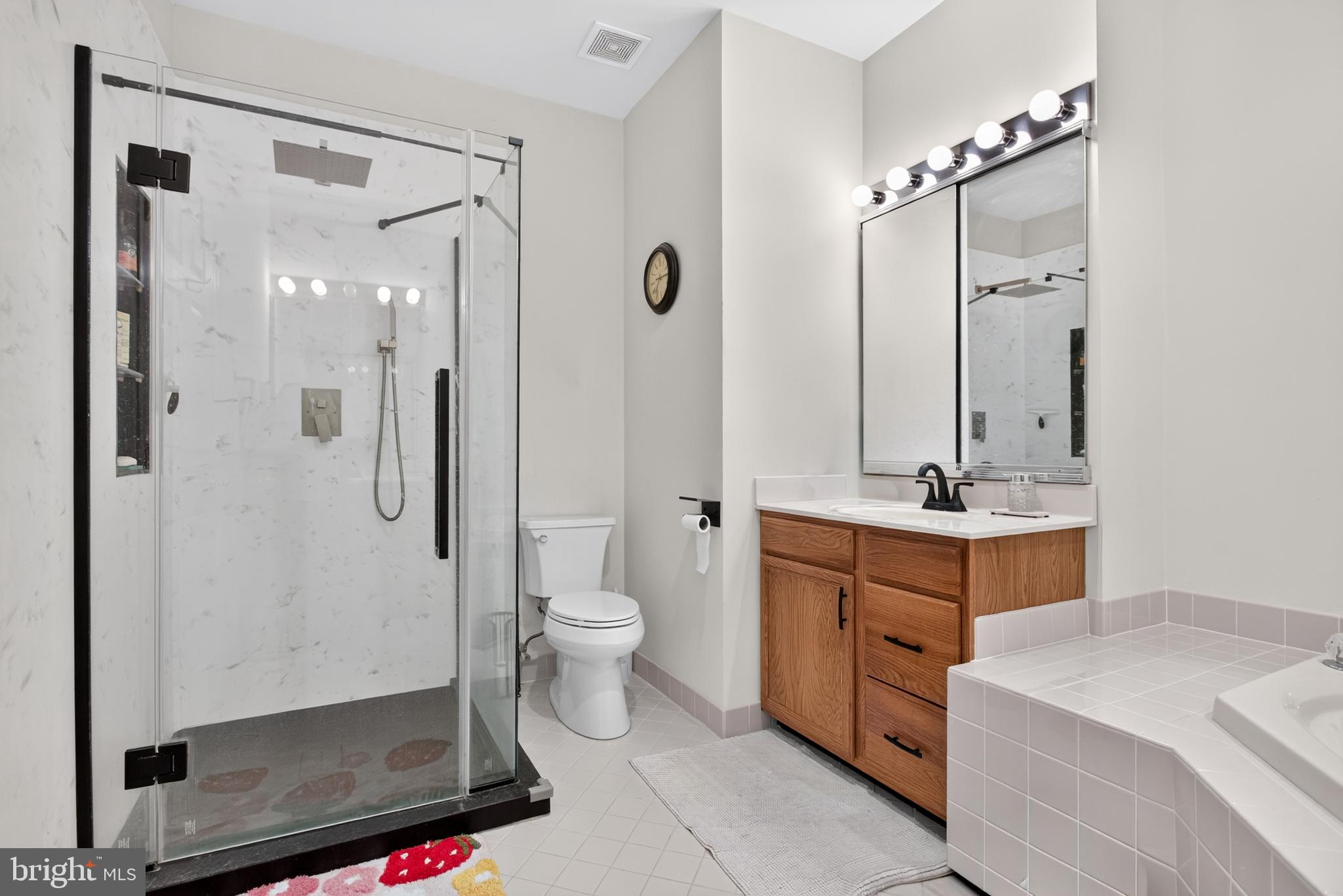 BLUE BELL CC - Residential