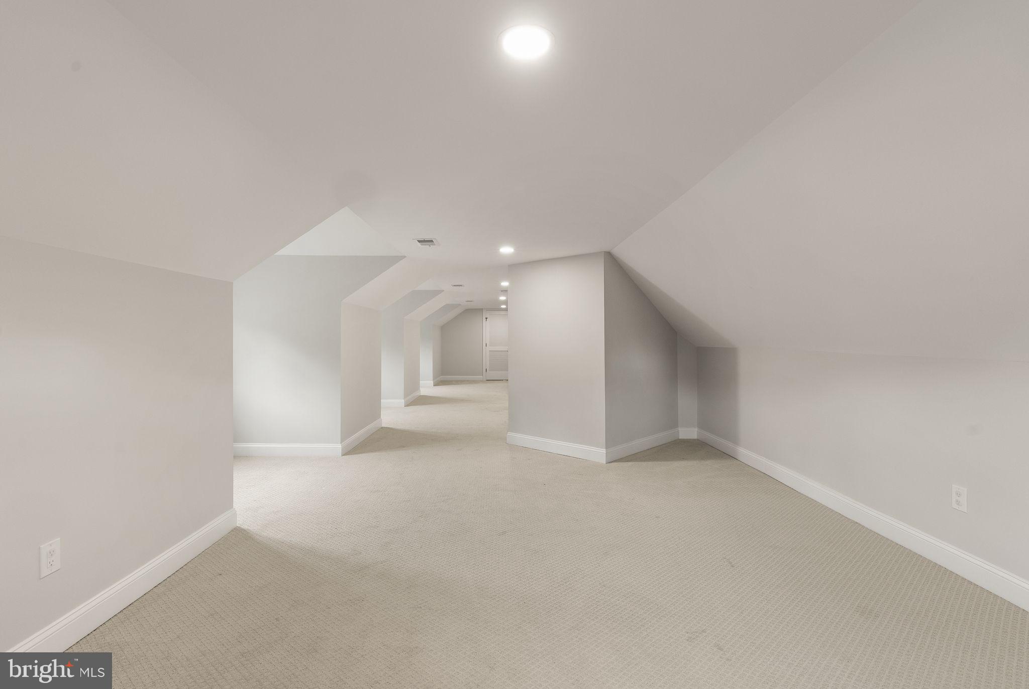 MT VERNON TERRACE - Residential