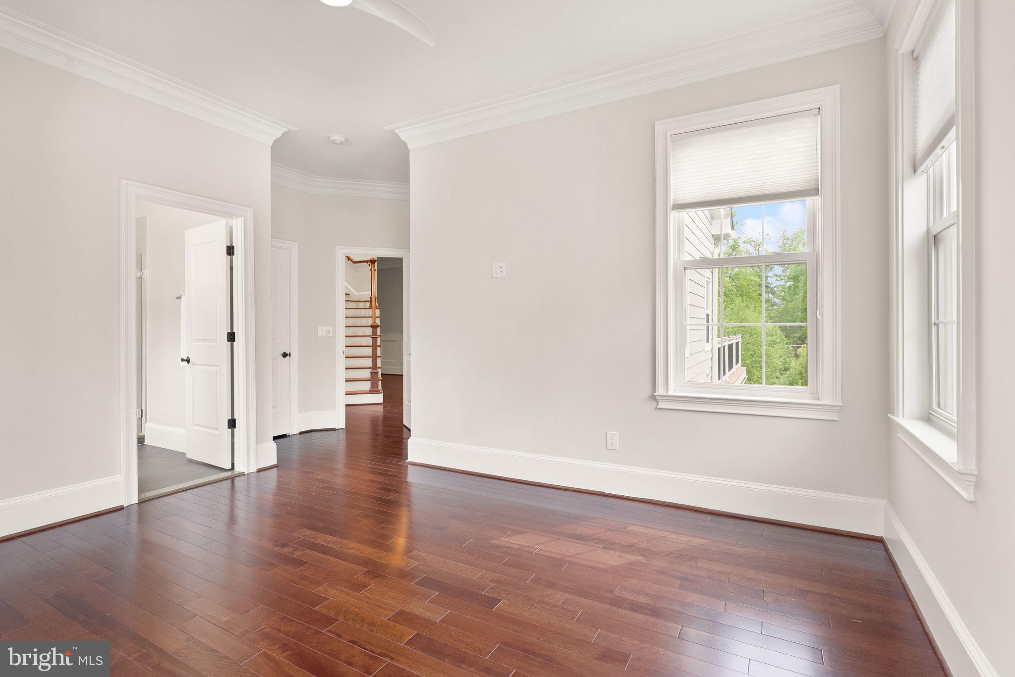 MT VERNON TERRACE - Residential