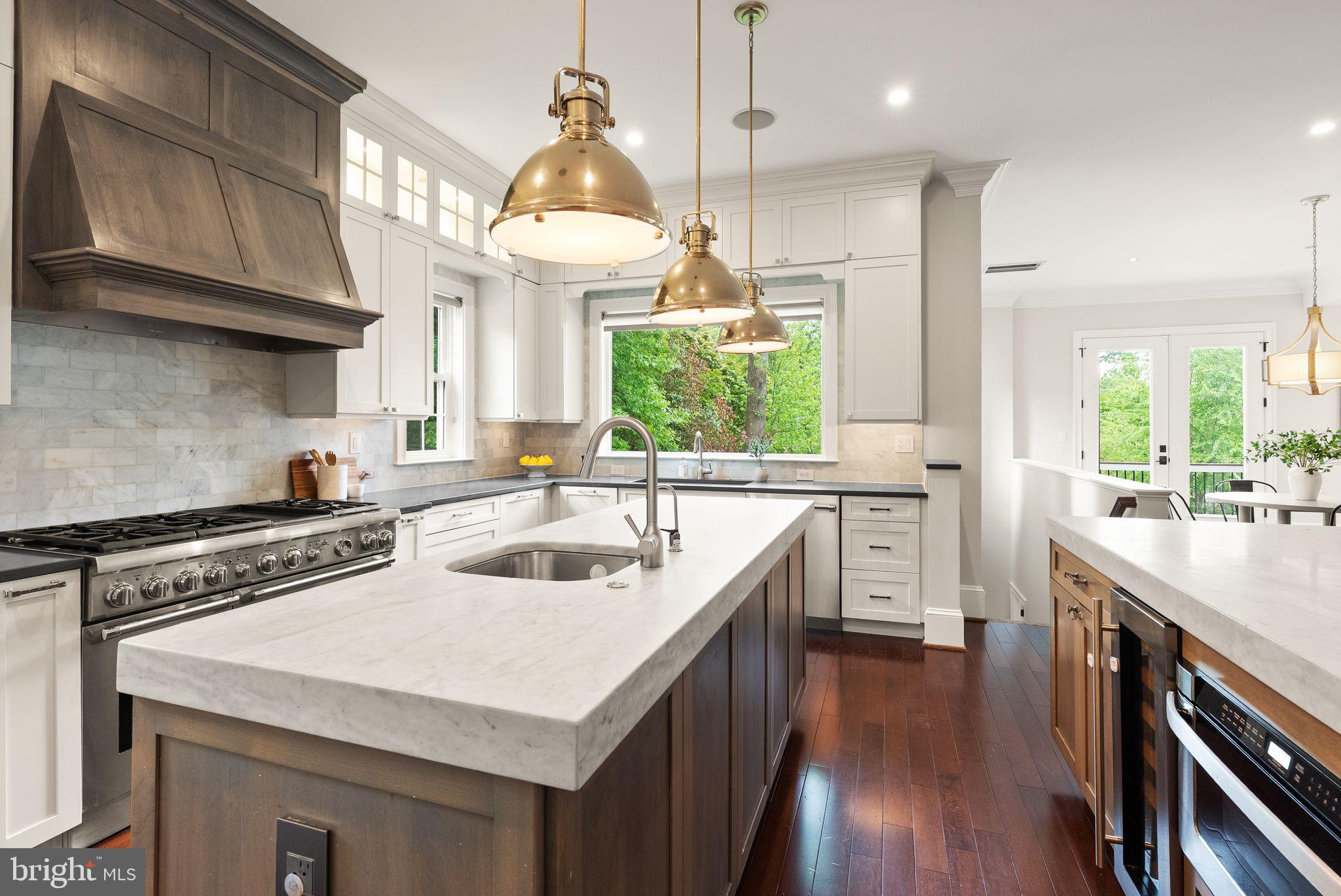 MT VERNON TERRACE - Residential