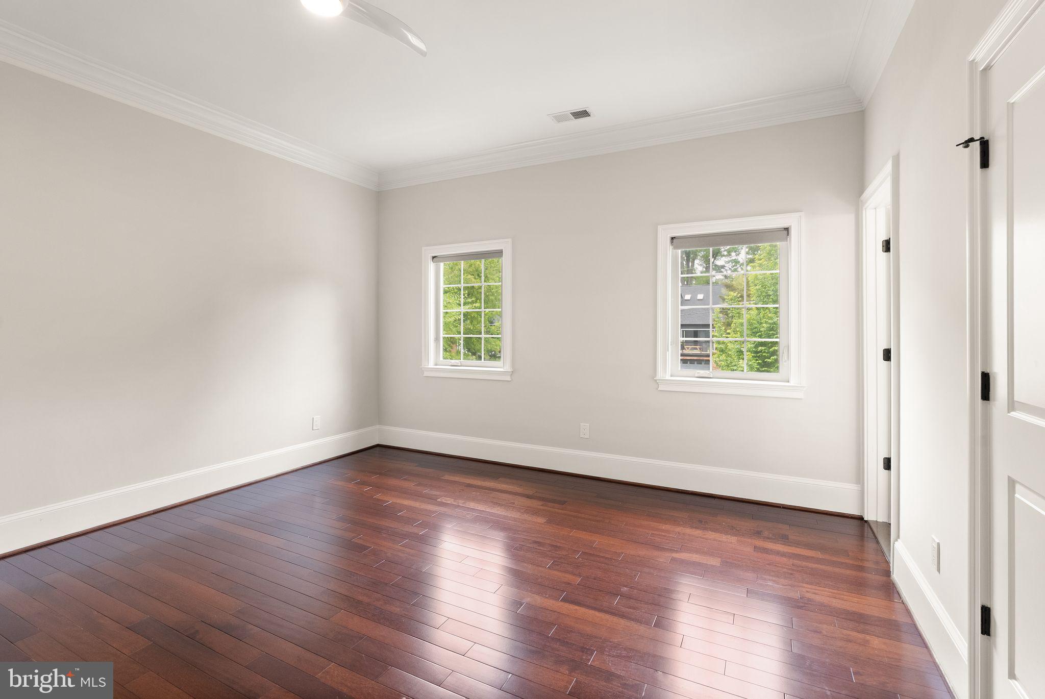 MT VERNON TERRACE - Residential