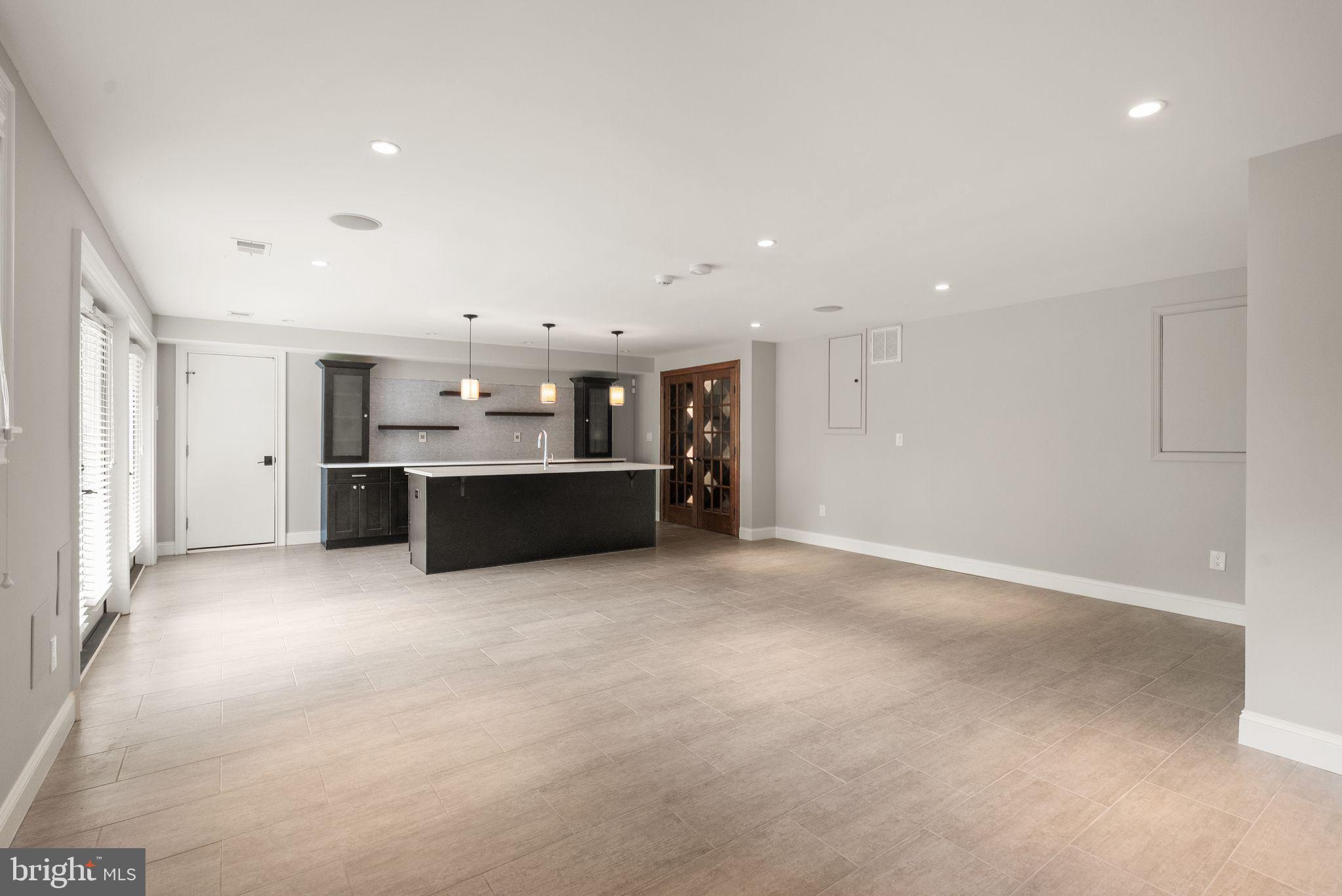 MT VERNON TERRACE - Residential