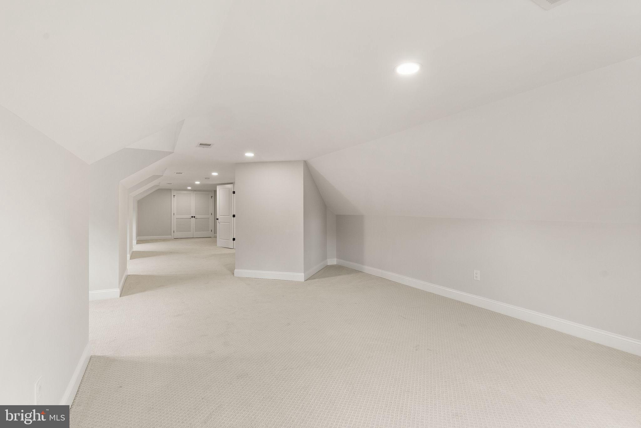 MT VERNON TERRACE - Residential