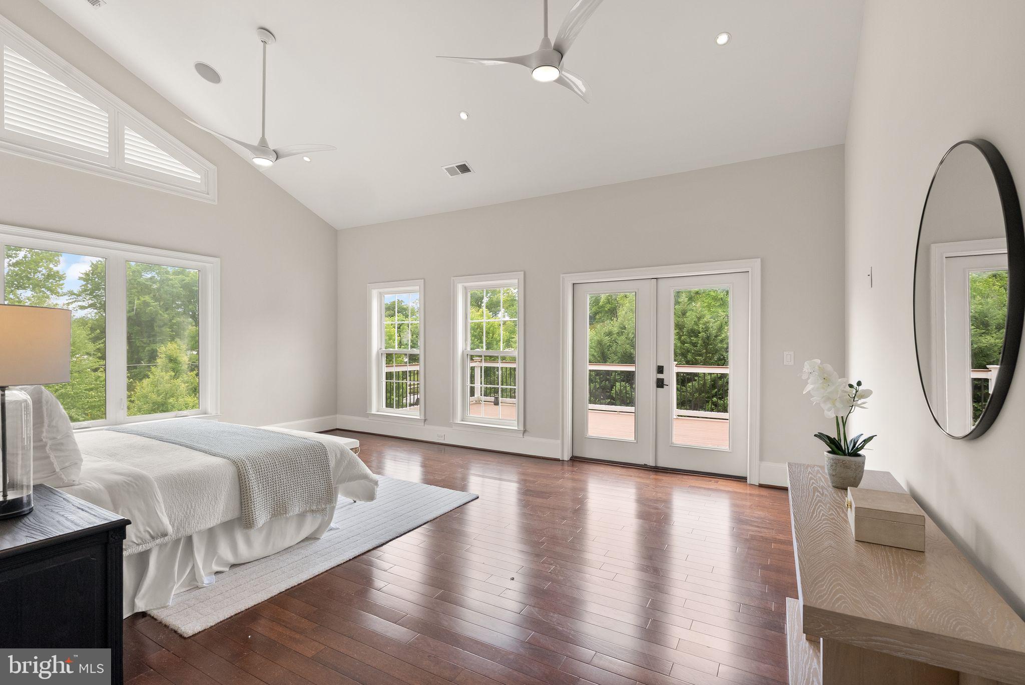 MT VERNON TERRACE - Residential
