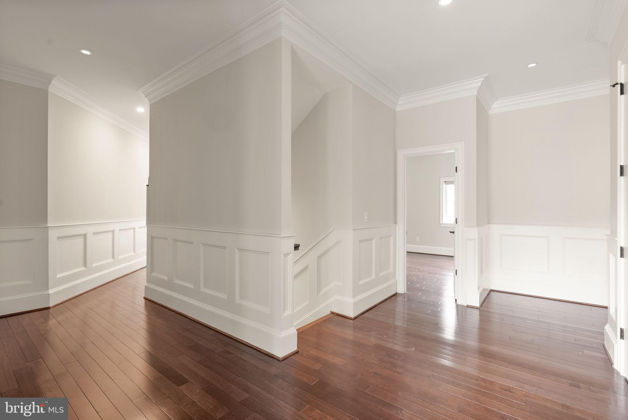 MT VERNON TERRACE - Residential