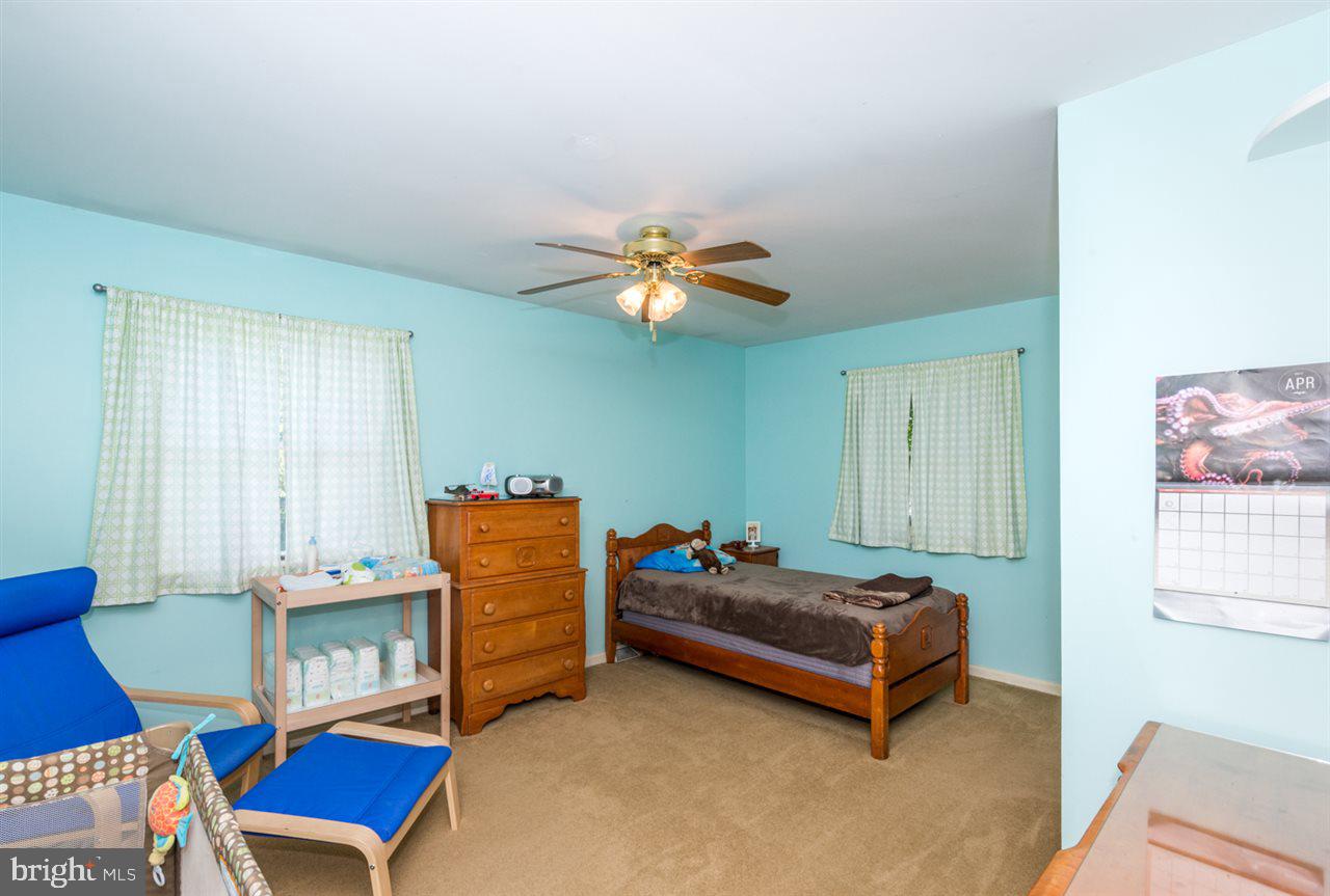LAUREL HILLS - Residential