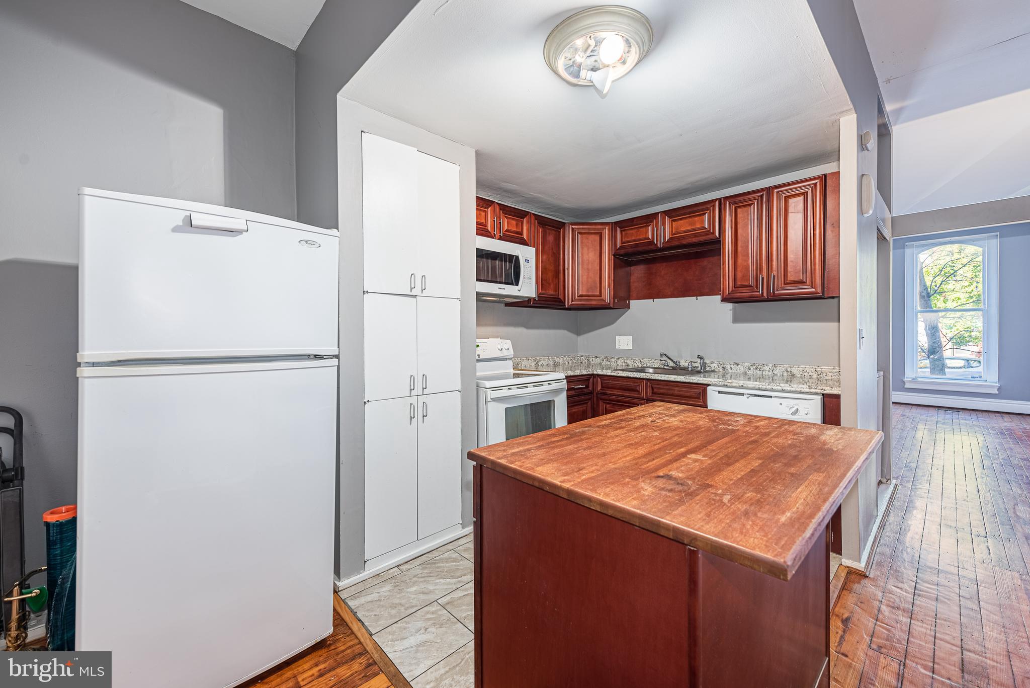 BUTCHER'S HILL - Residential Income