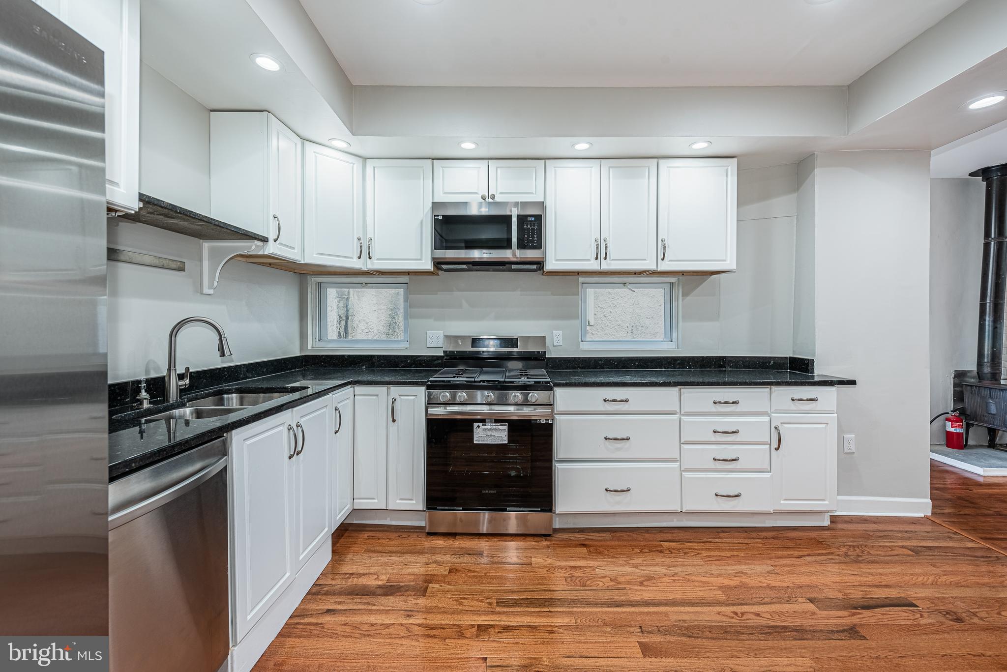 BUTCHER'S HILL - Residential Income