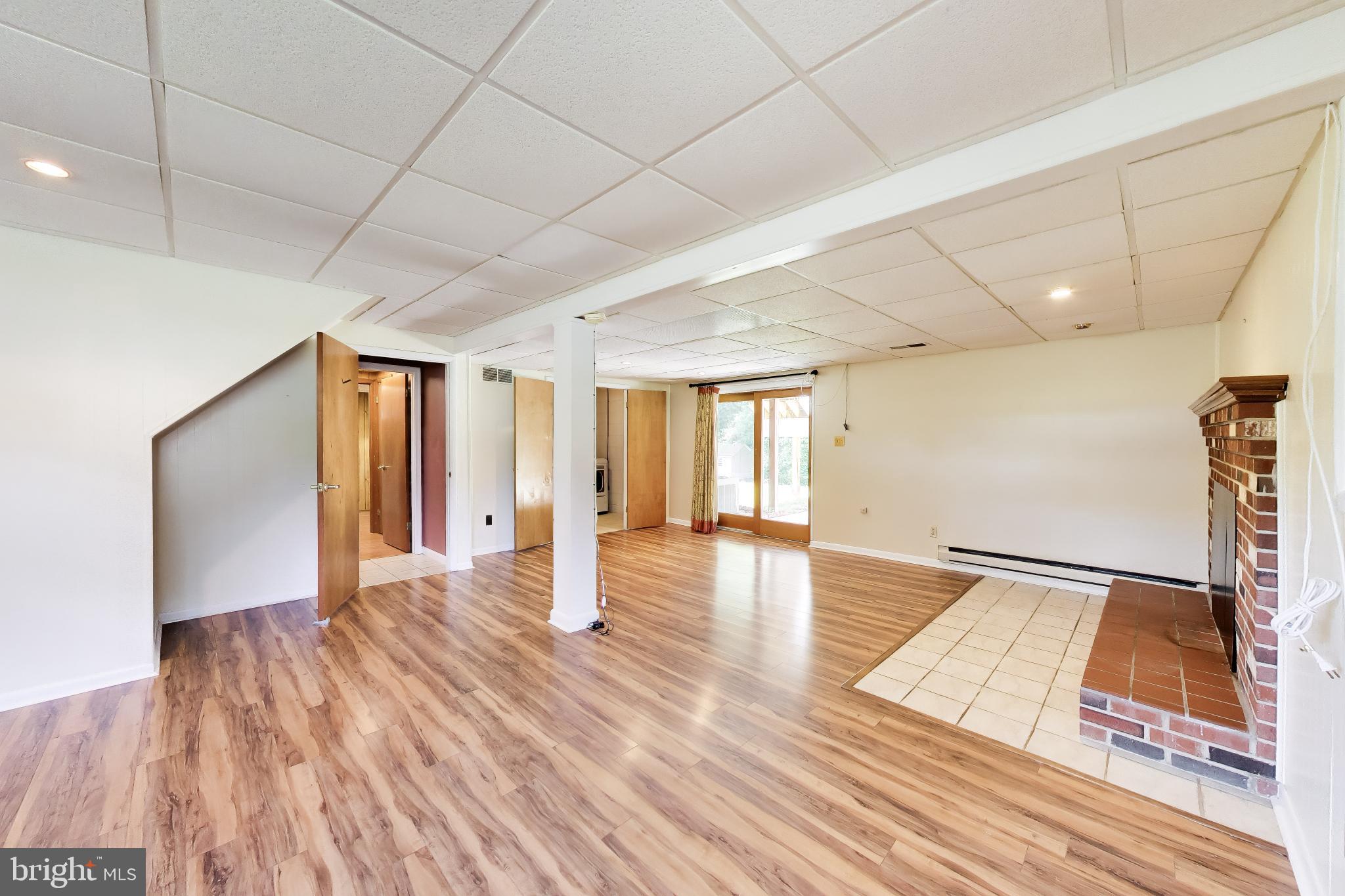ROLL ACRES - Residential