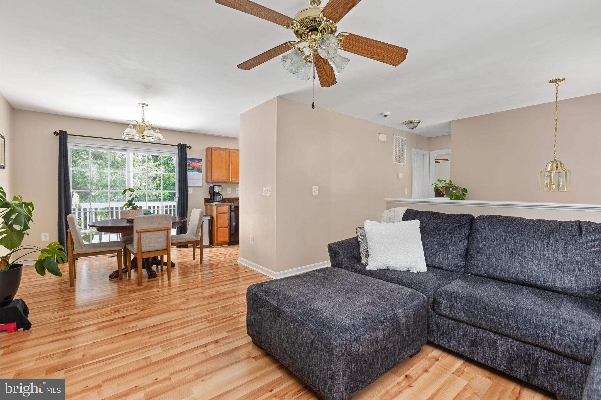 CAROLINE VILLAGE - Residential