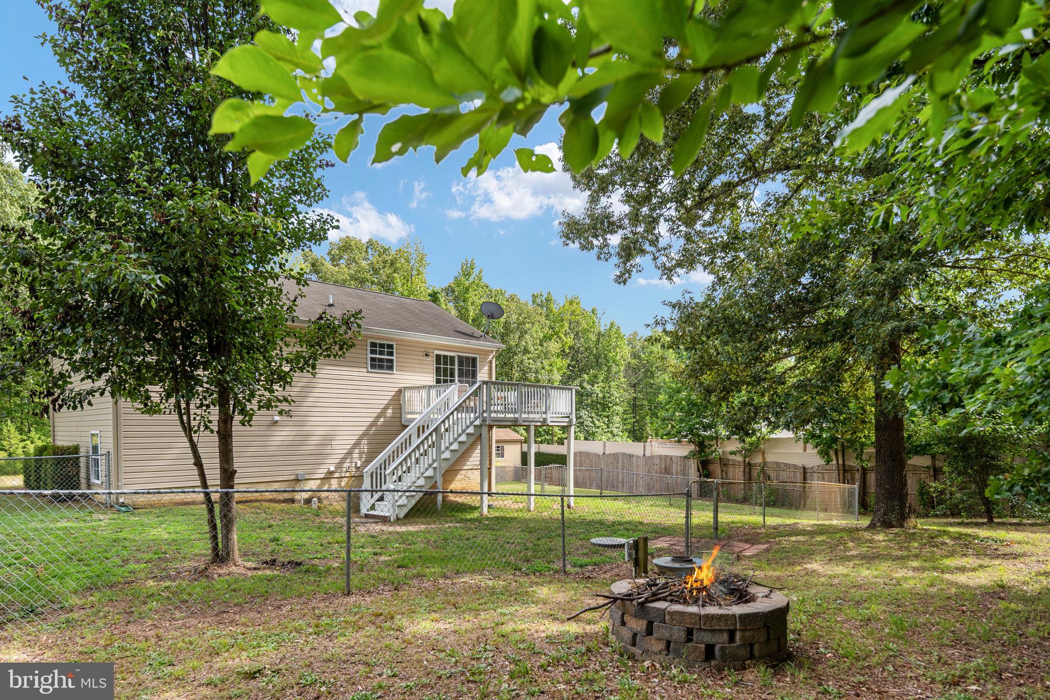 CAROLINE VILLAGE - Residential