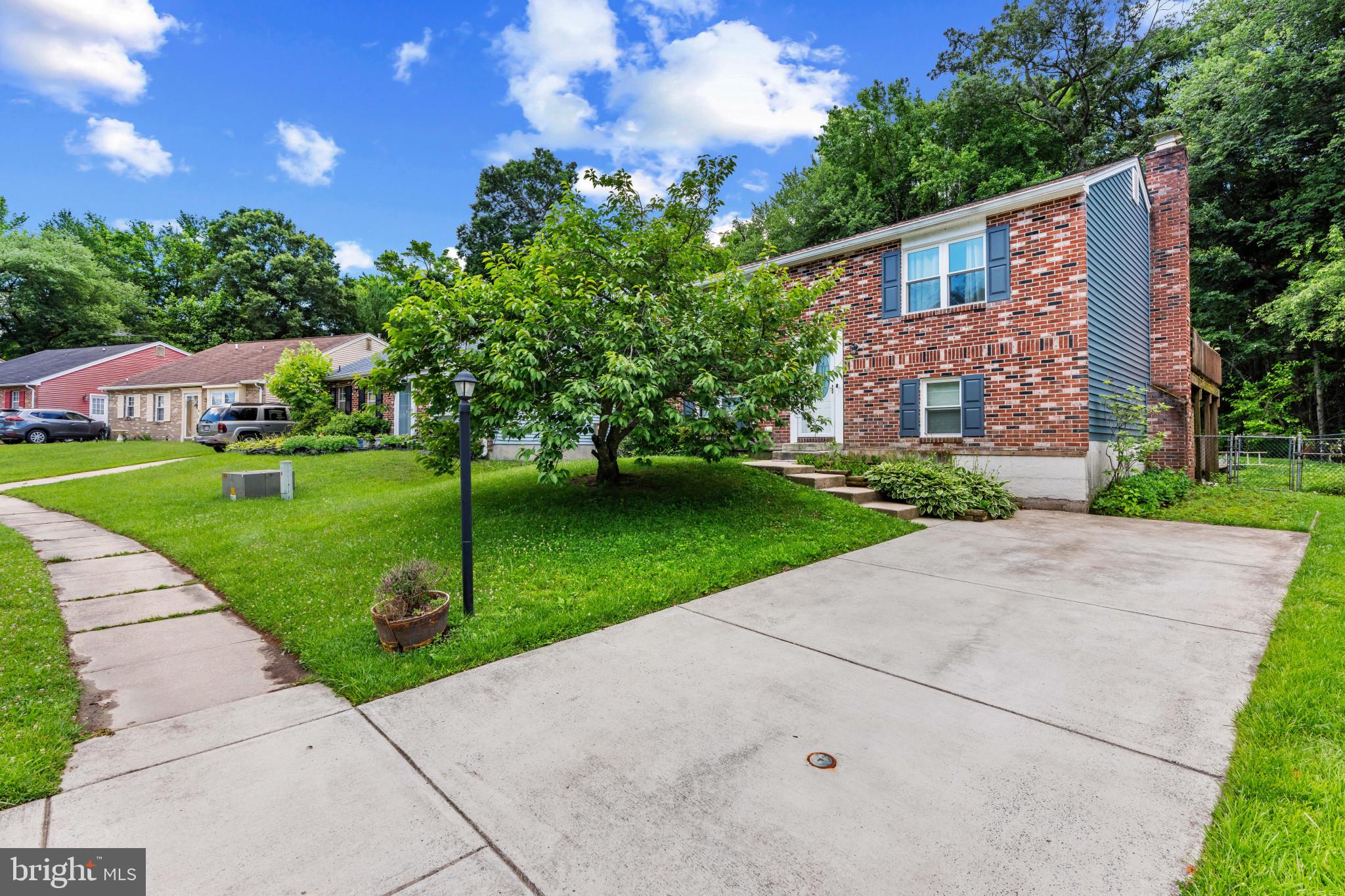 HARBOUR OAKS - Residential