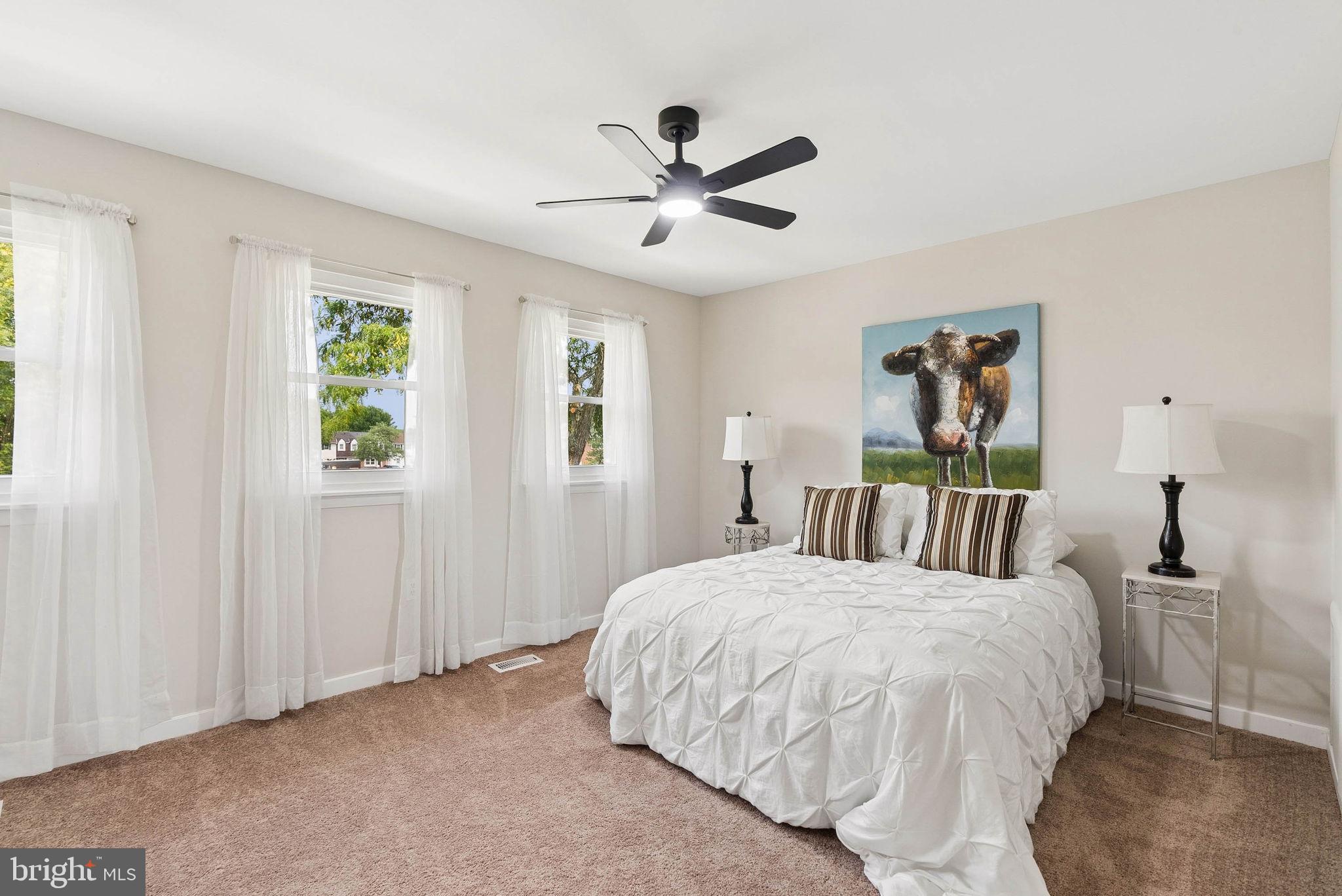 KINGS COURT - Residential