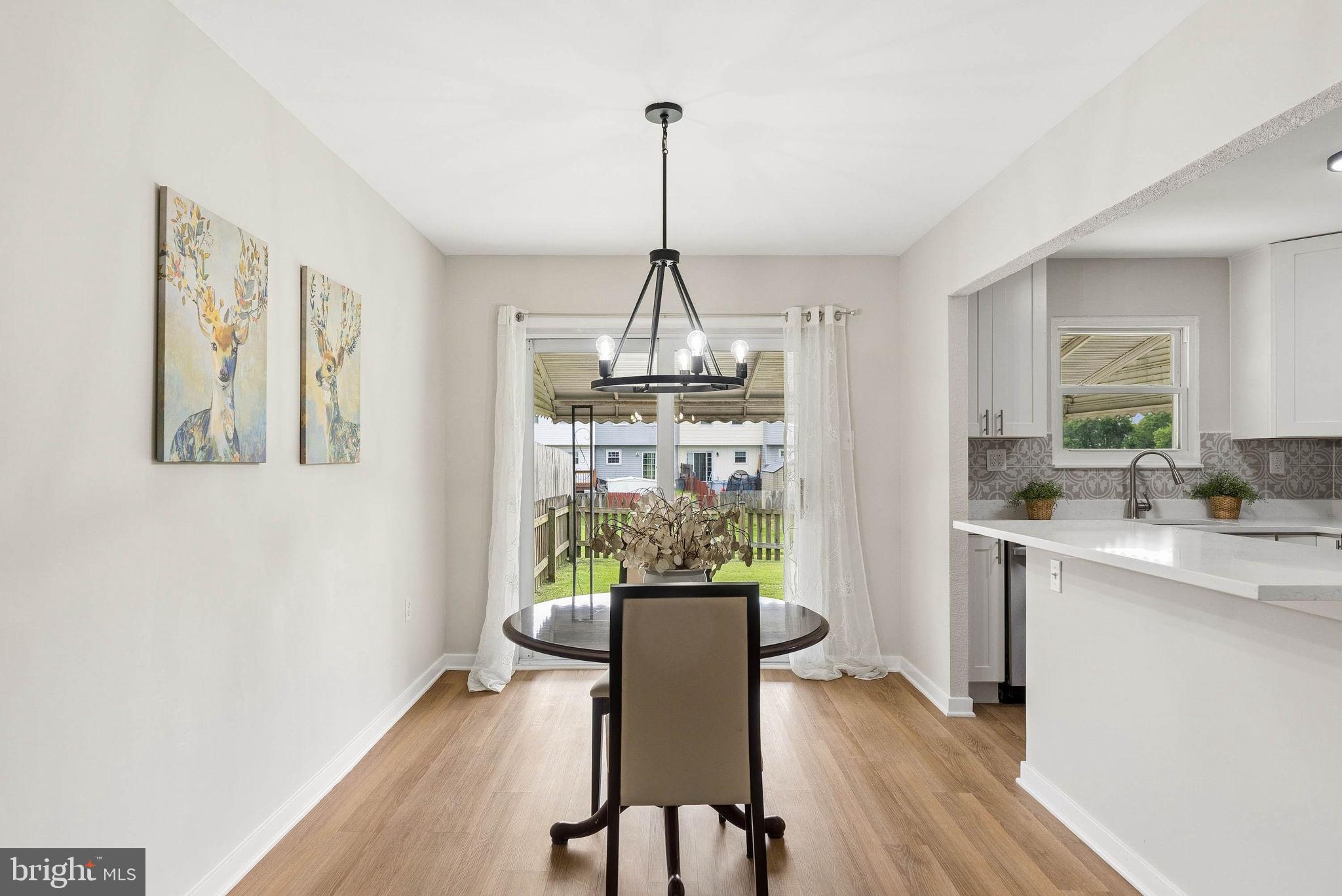 KINGS COURT - Residential
