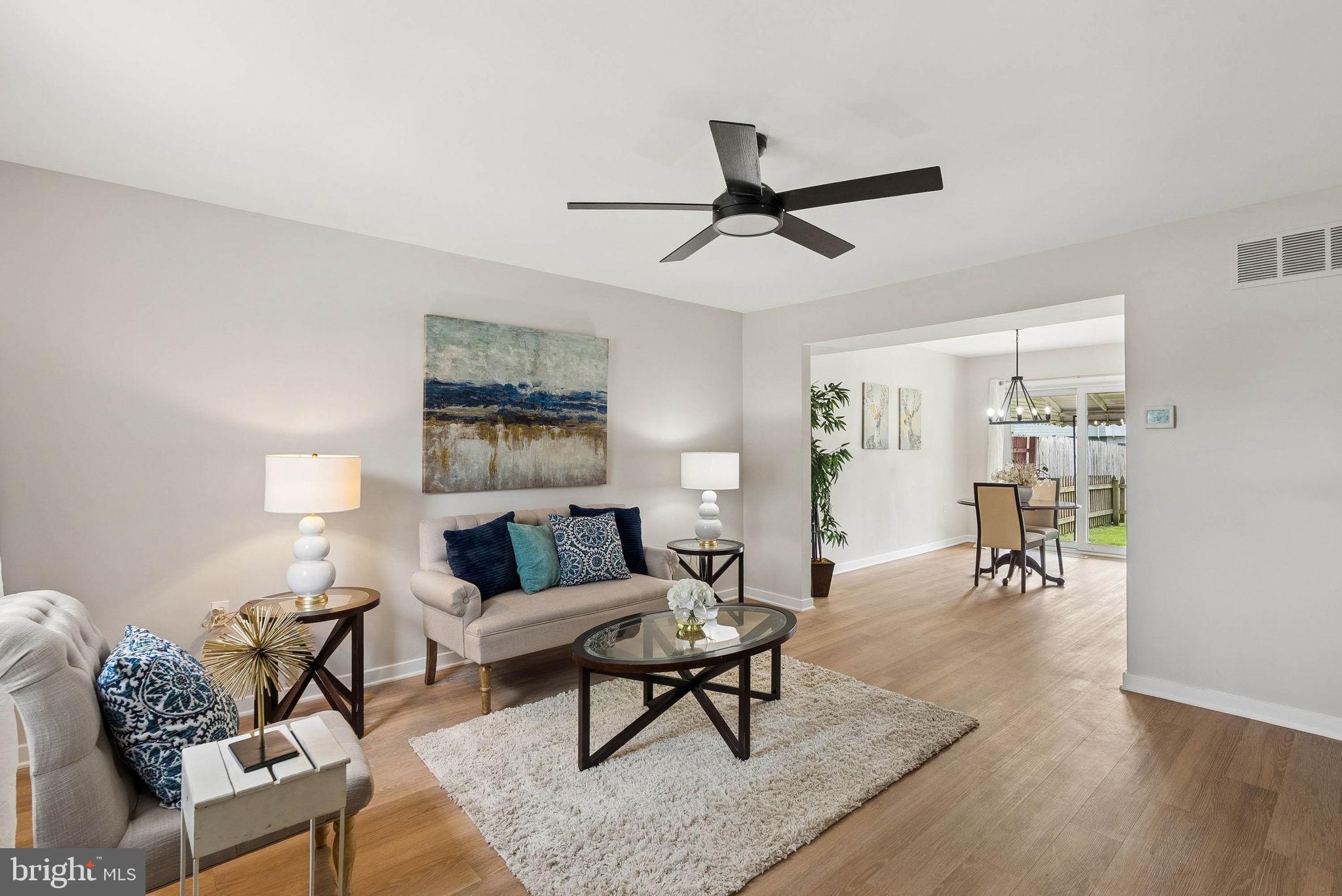 KINGS COURT - Residential
