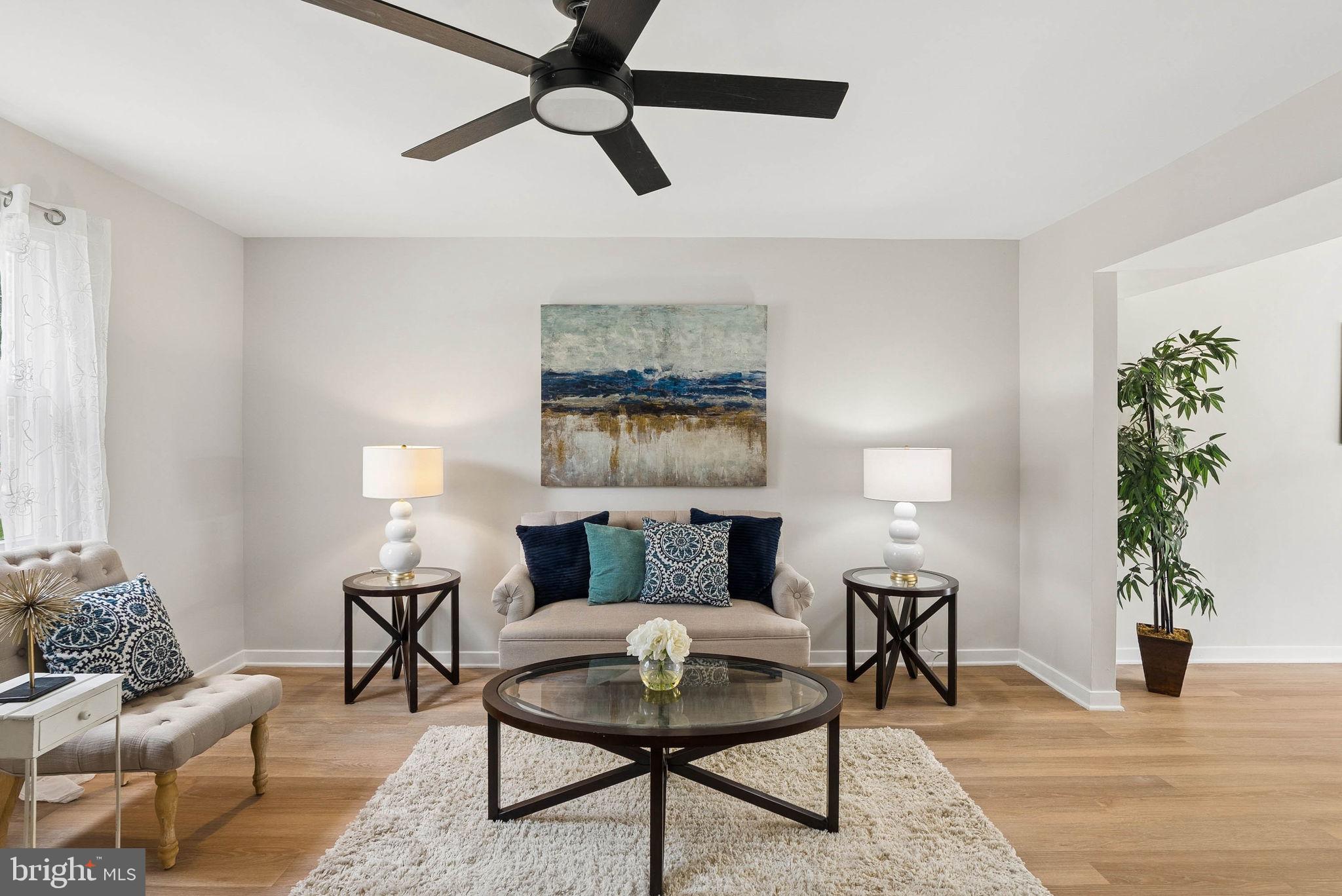 KINGS COURT - Residential