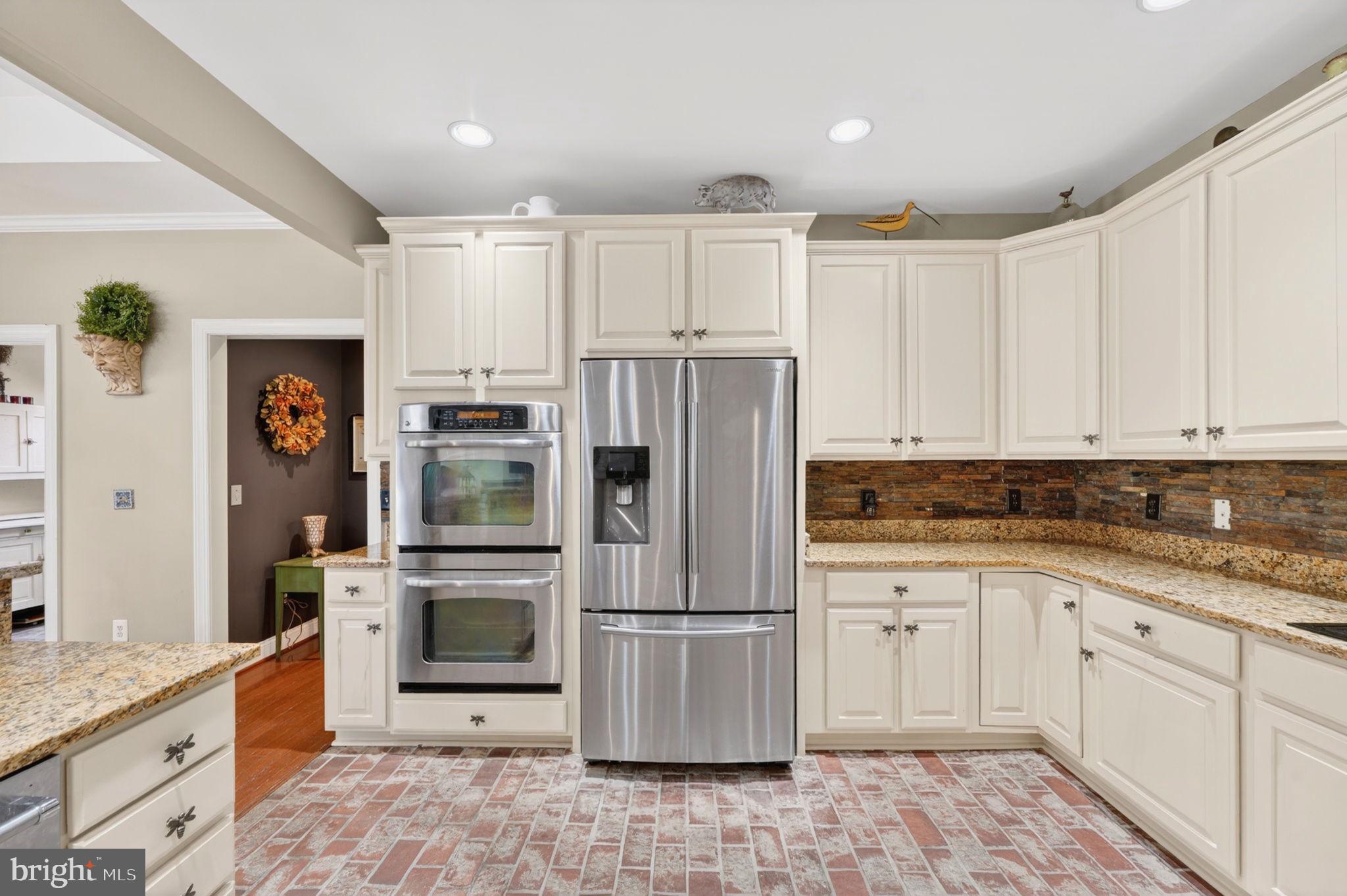 BEAVER DAM ESTATES-SOUTH - Residential