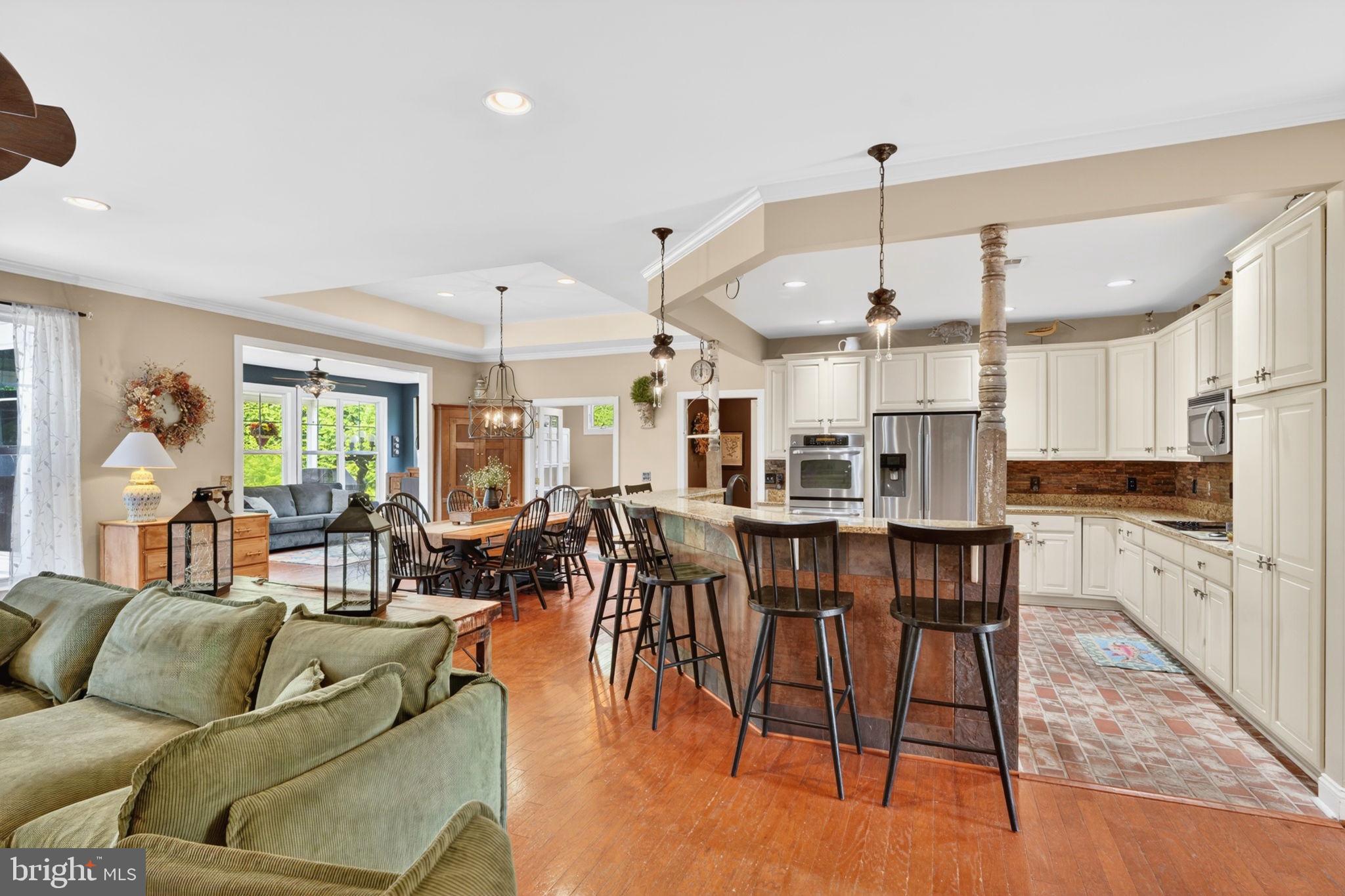 BEAVER DAM ESTATES-SOUTH - Residential