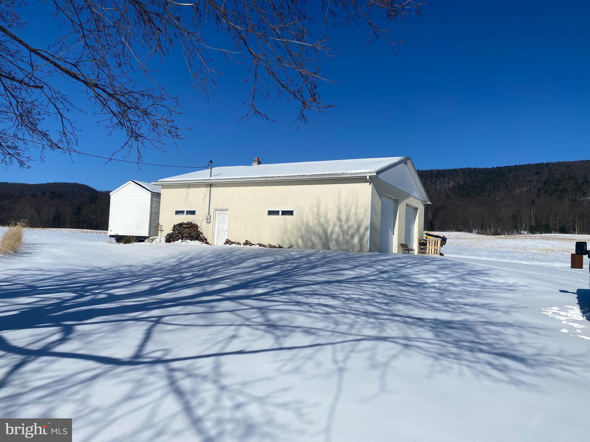 FAYETTEVILLE - Farm