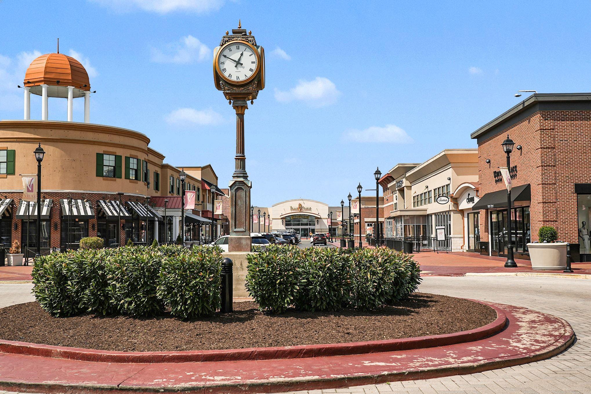 COBBLESTONE SQUARE - Residential