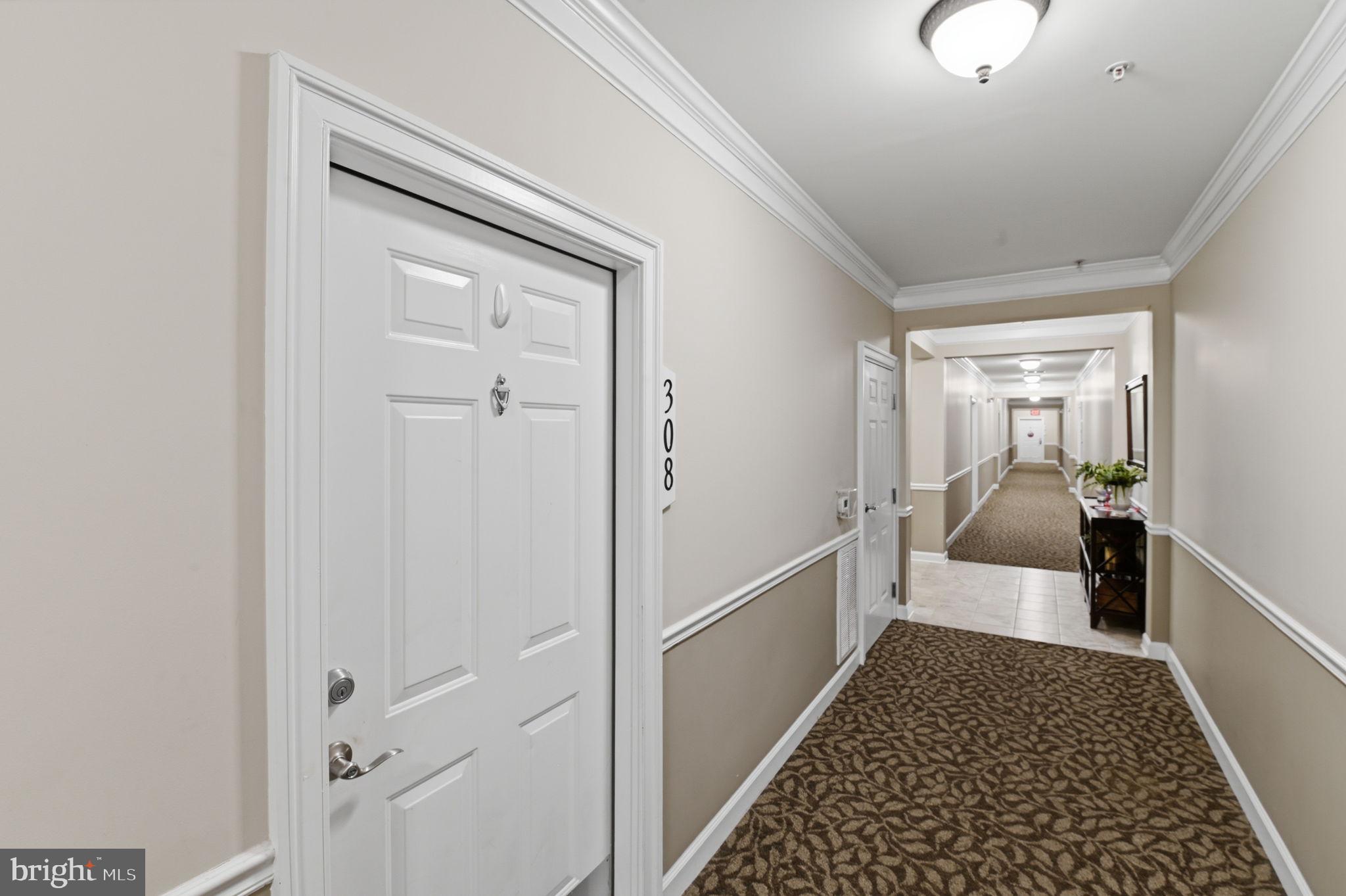 COBBLESTONE SQUARE - Residential