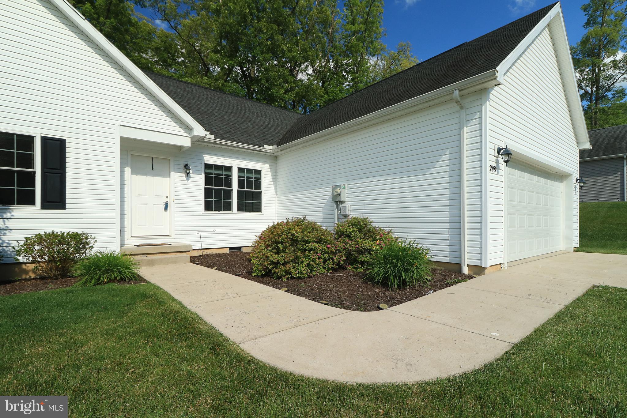NITTANY GROVE - Residential