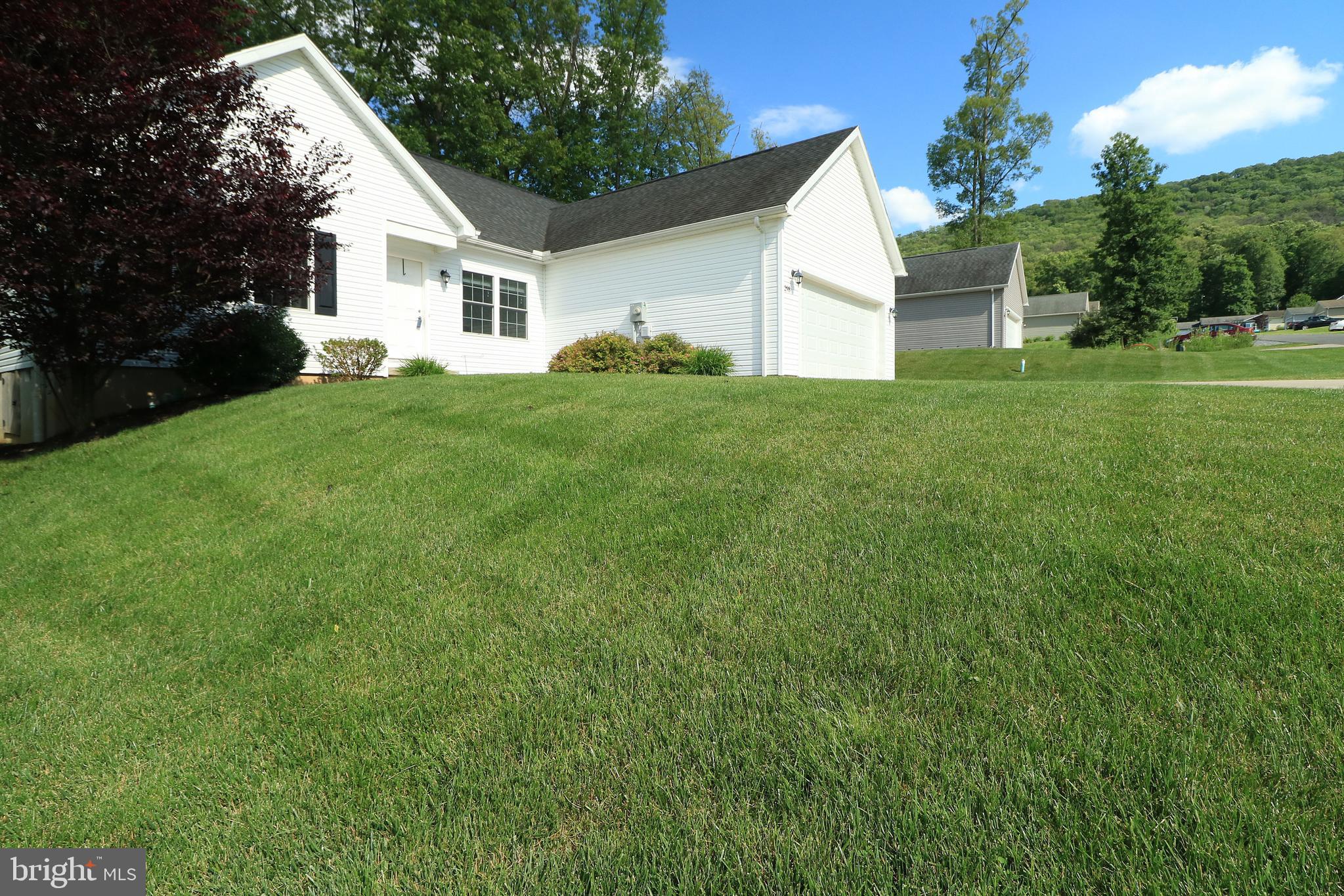 NITTANY GROVE - Residential