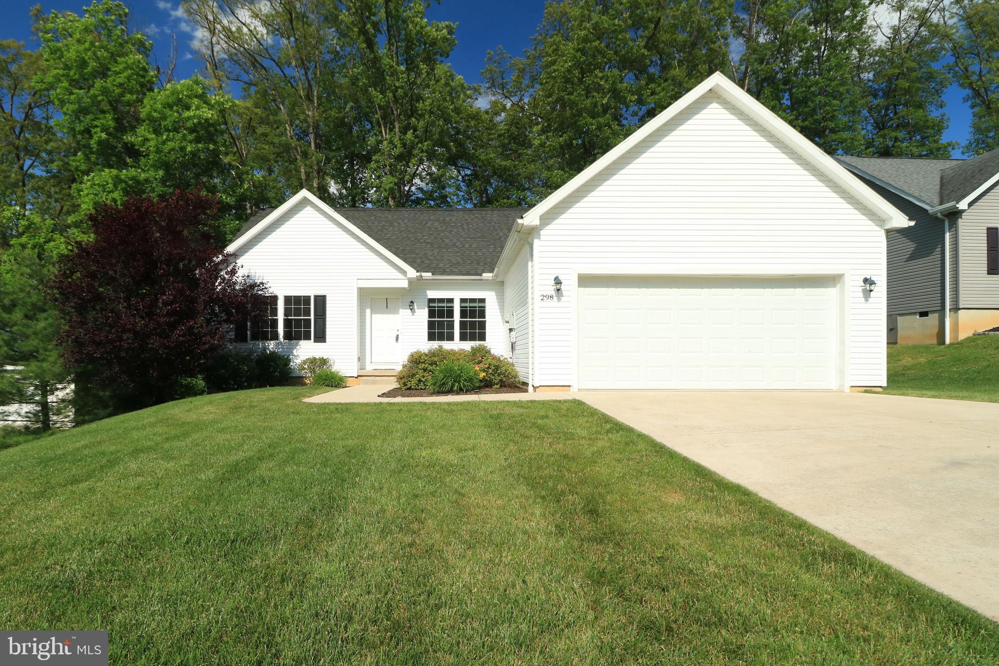 NITTANY GROVE - Residential