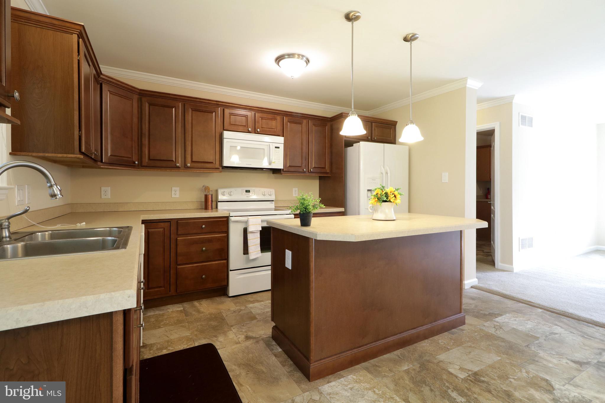 NITTANY GROVE - Residential