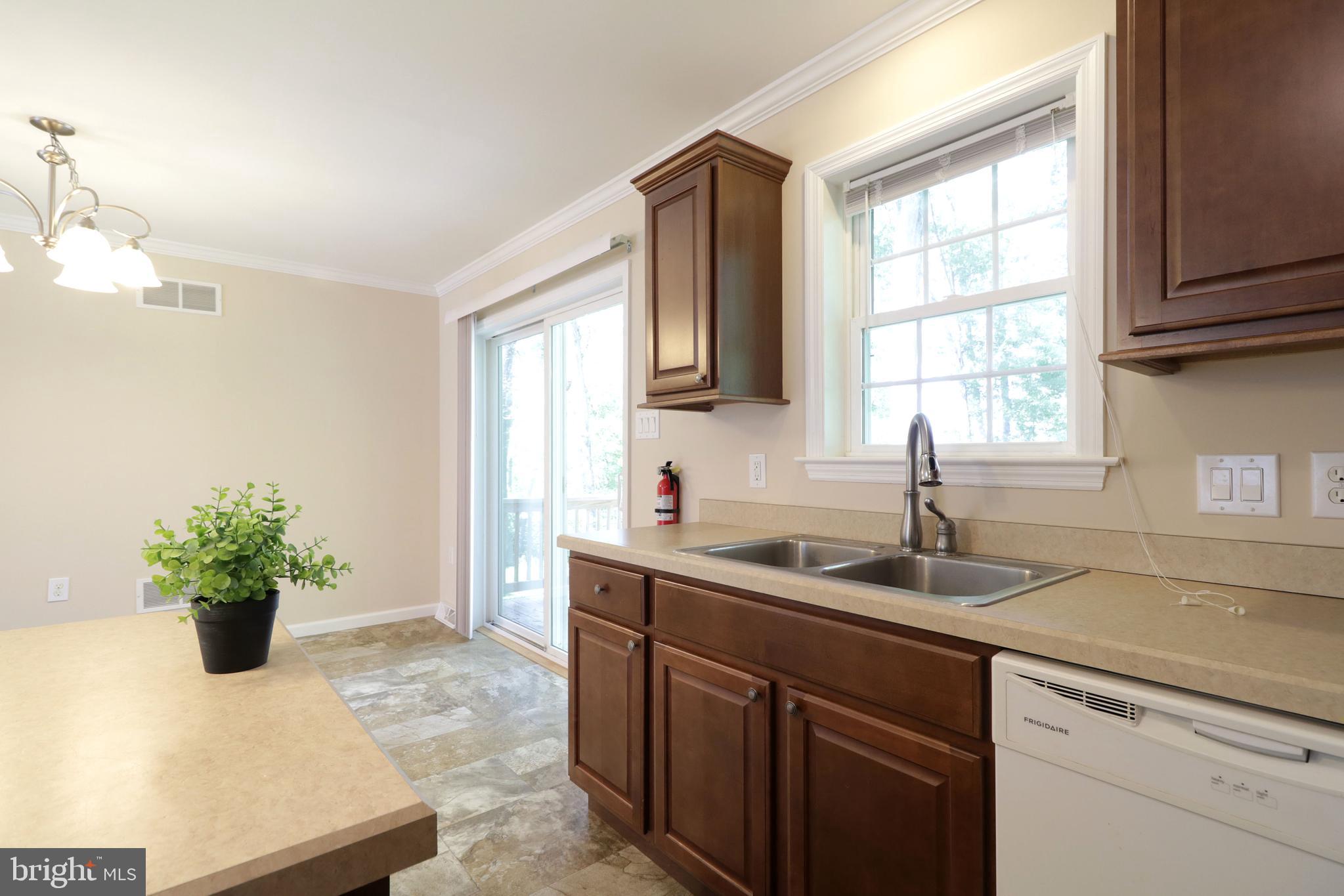 NITTANY GROVE - Residential