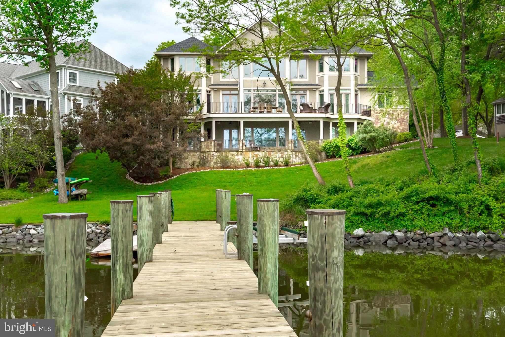 ANNAPOLIS COVE - Residential
