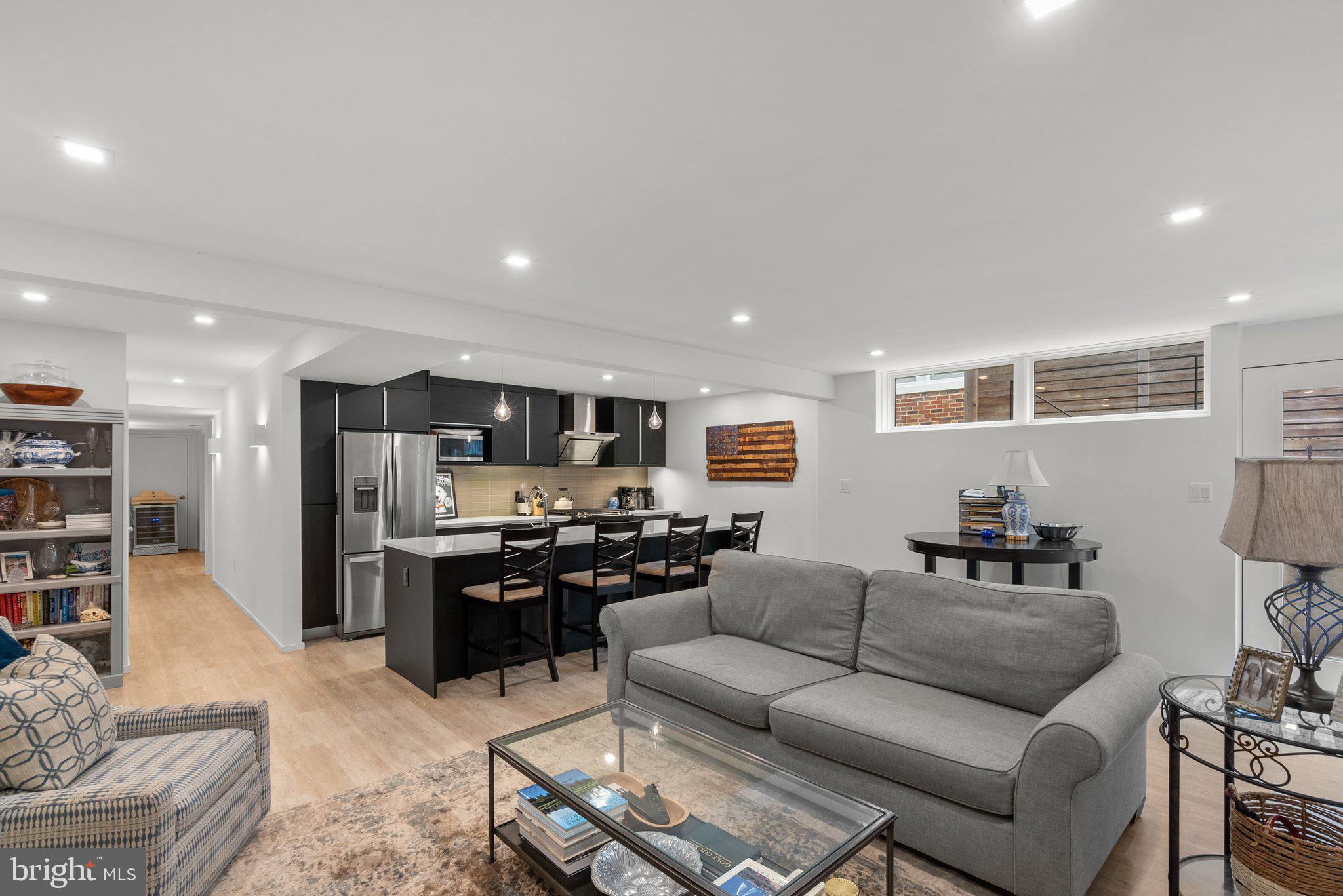 OBSERVATORY CIRCLE - Residential