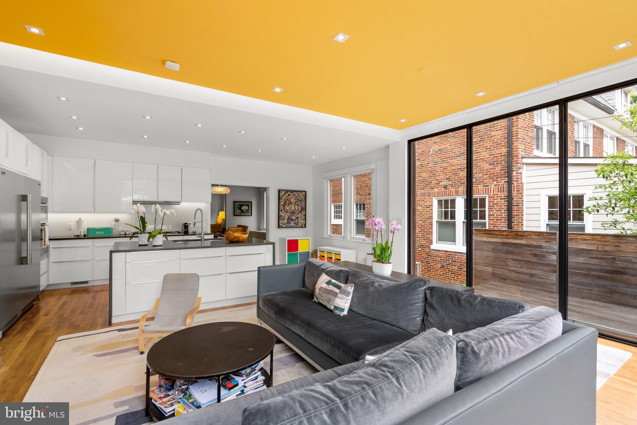 OBSERVATORY CIRCLE - Residential
