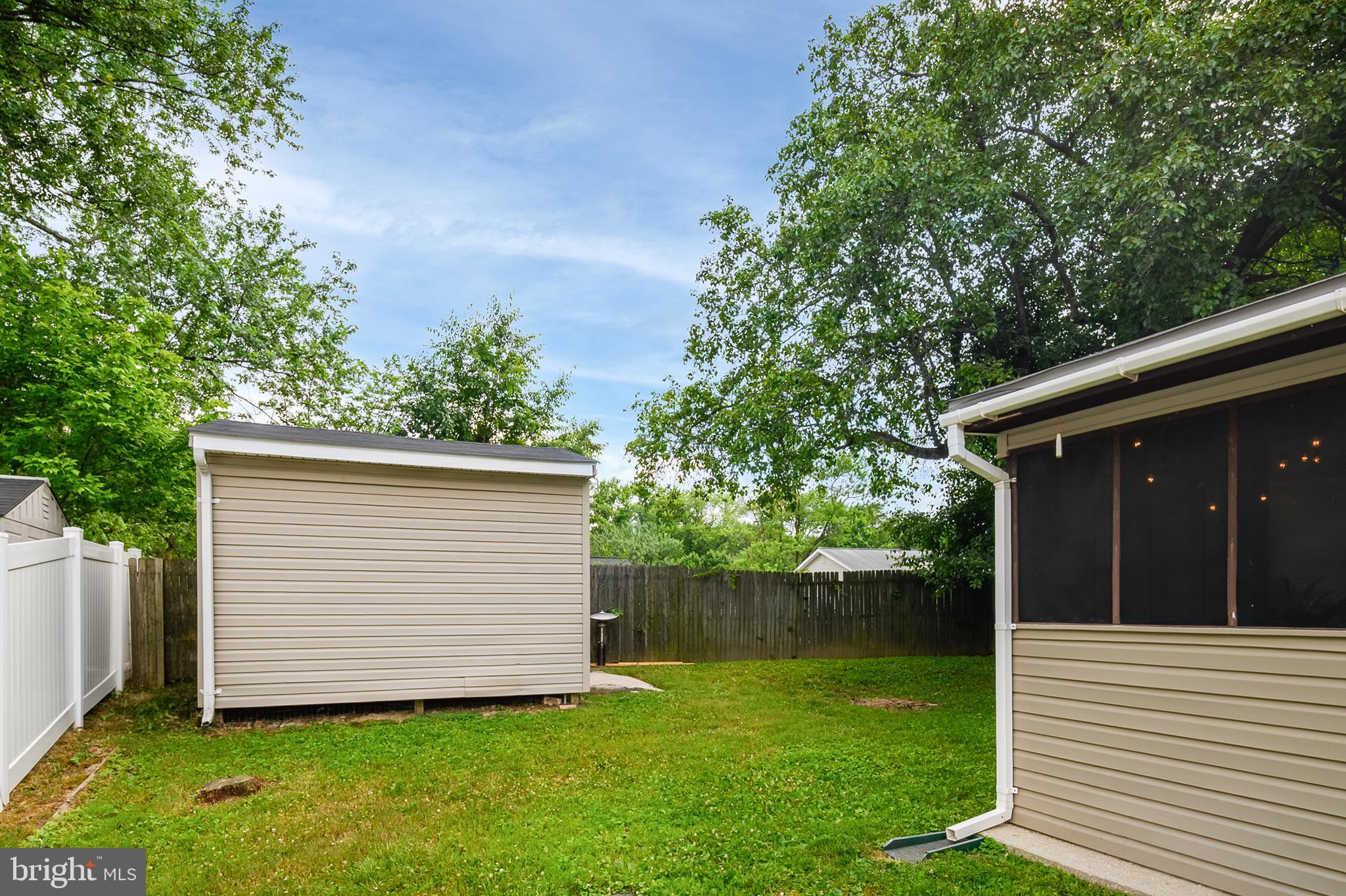 MAPLE RIDGE - Residential