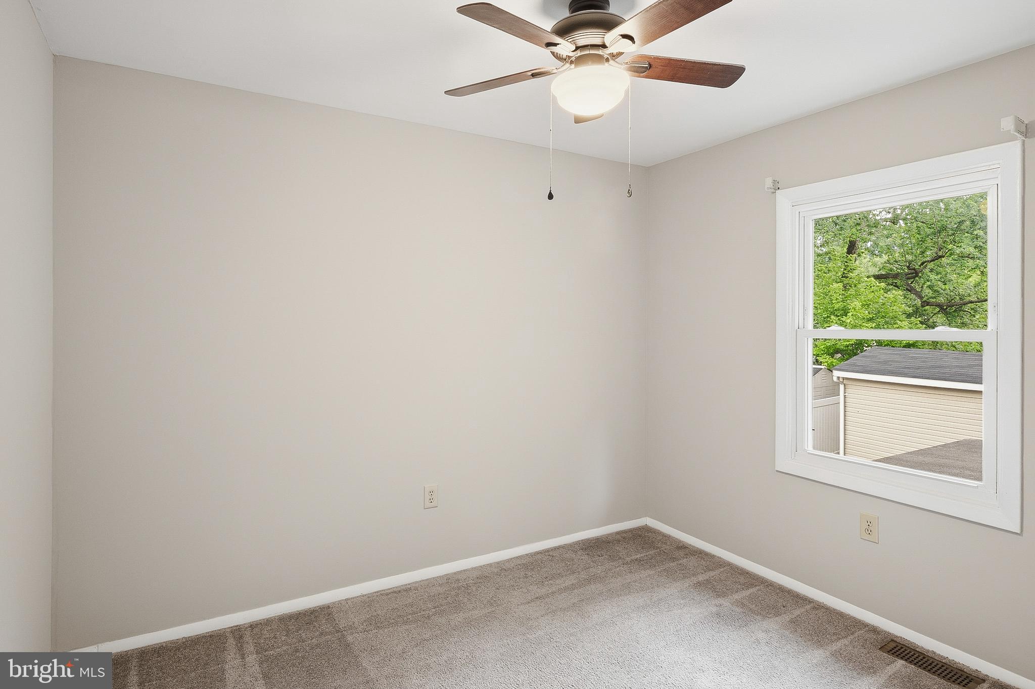 MAPLE RIDGE - Residential
