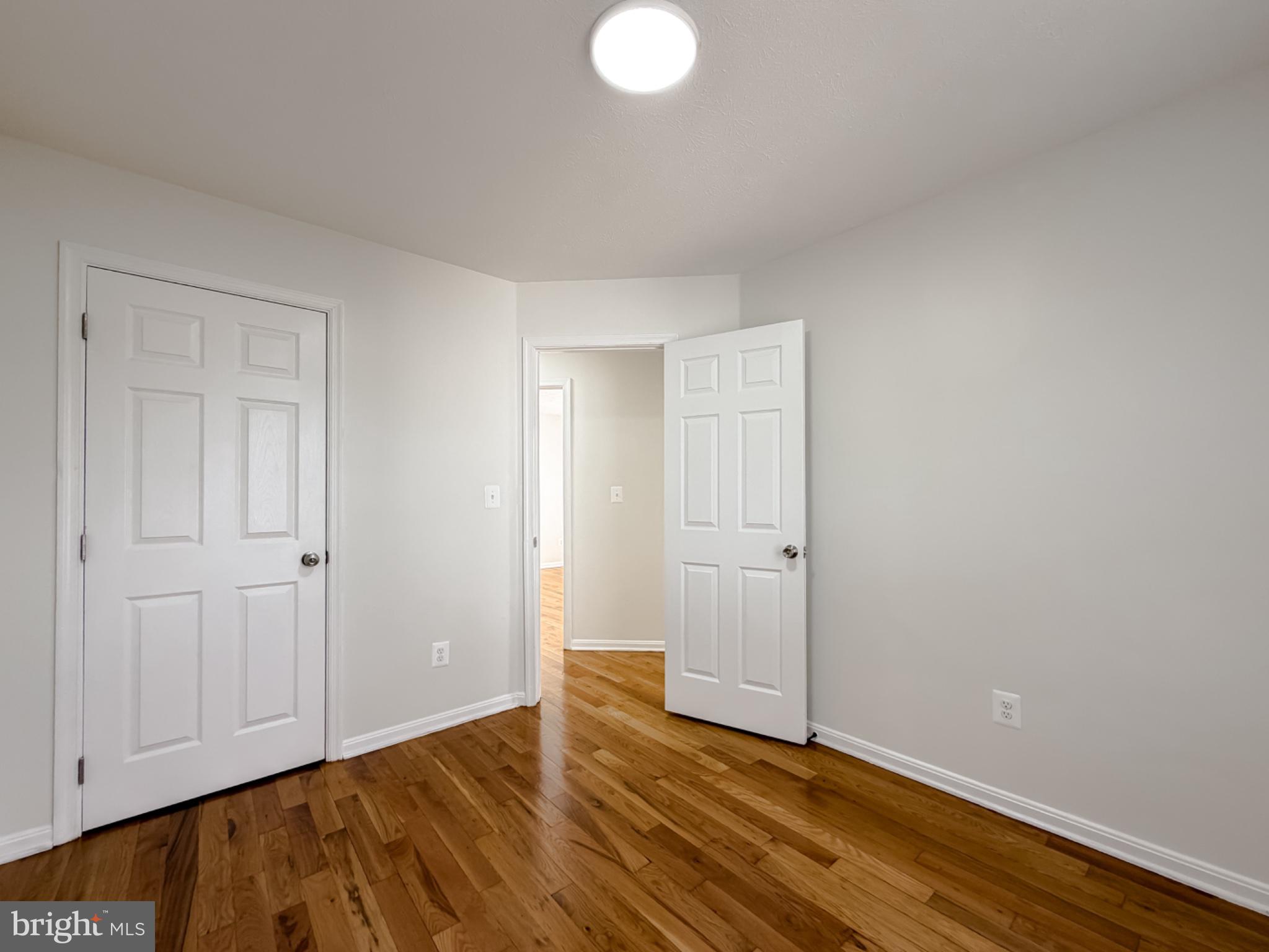 HICKORY HILLS - Residential