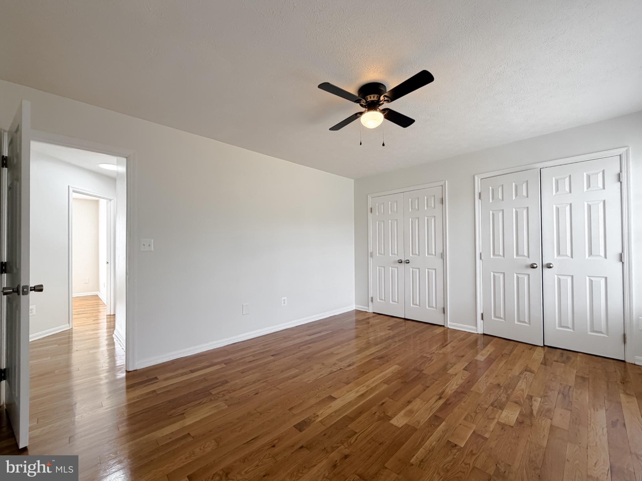 HICKORY HILLS - Residential