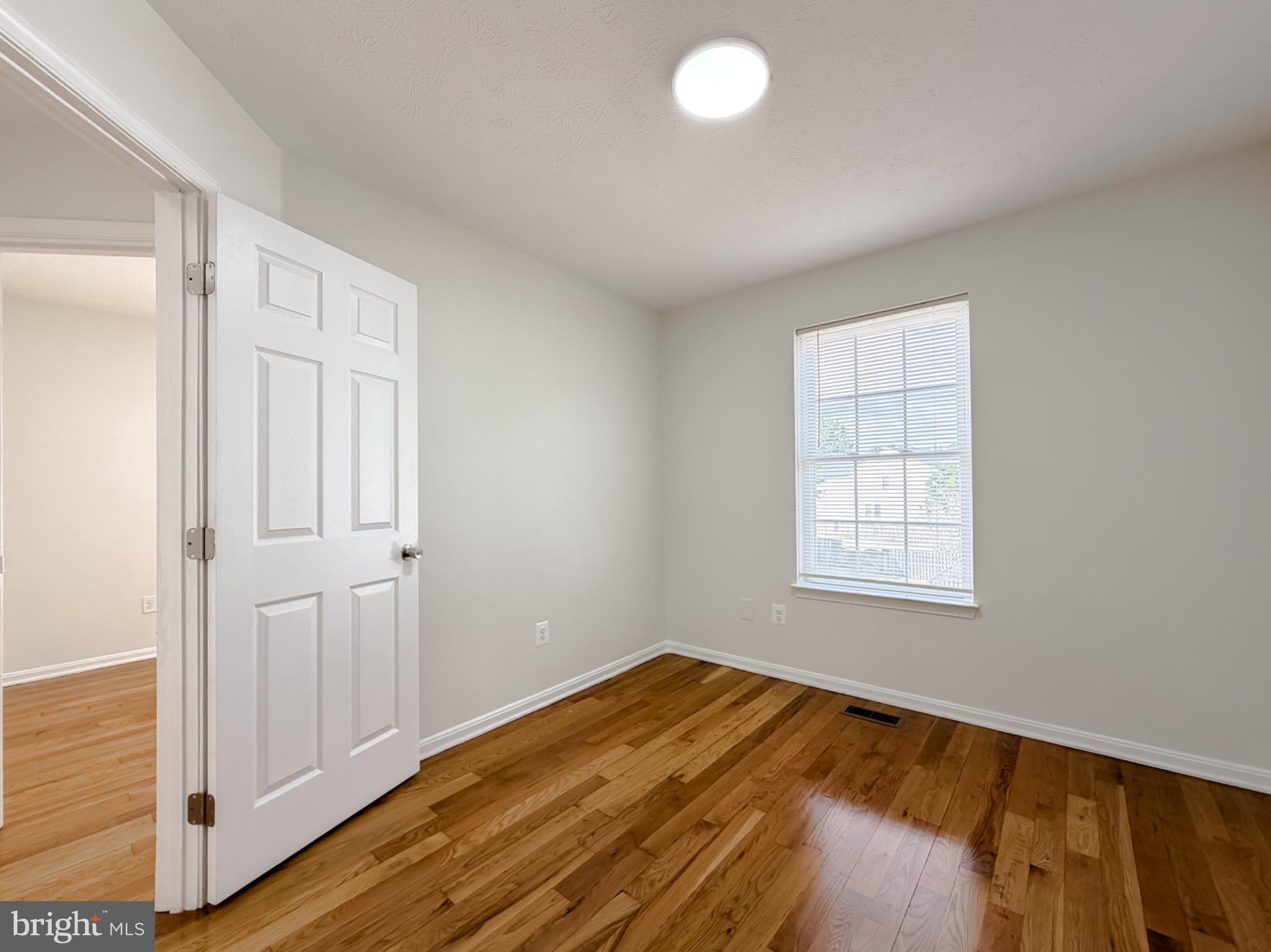 HICKORY HILLS - Residential