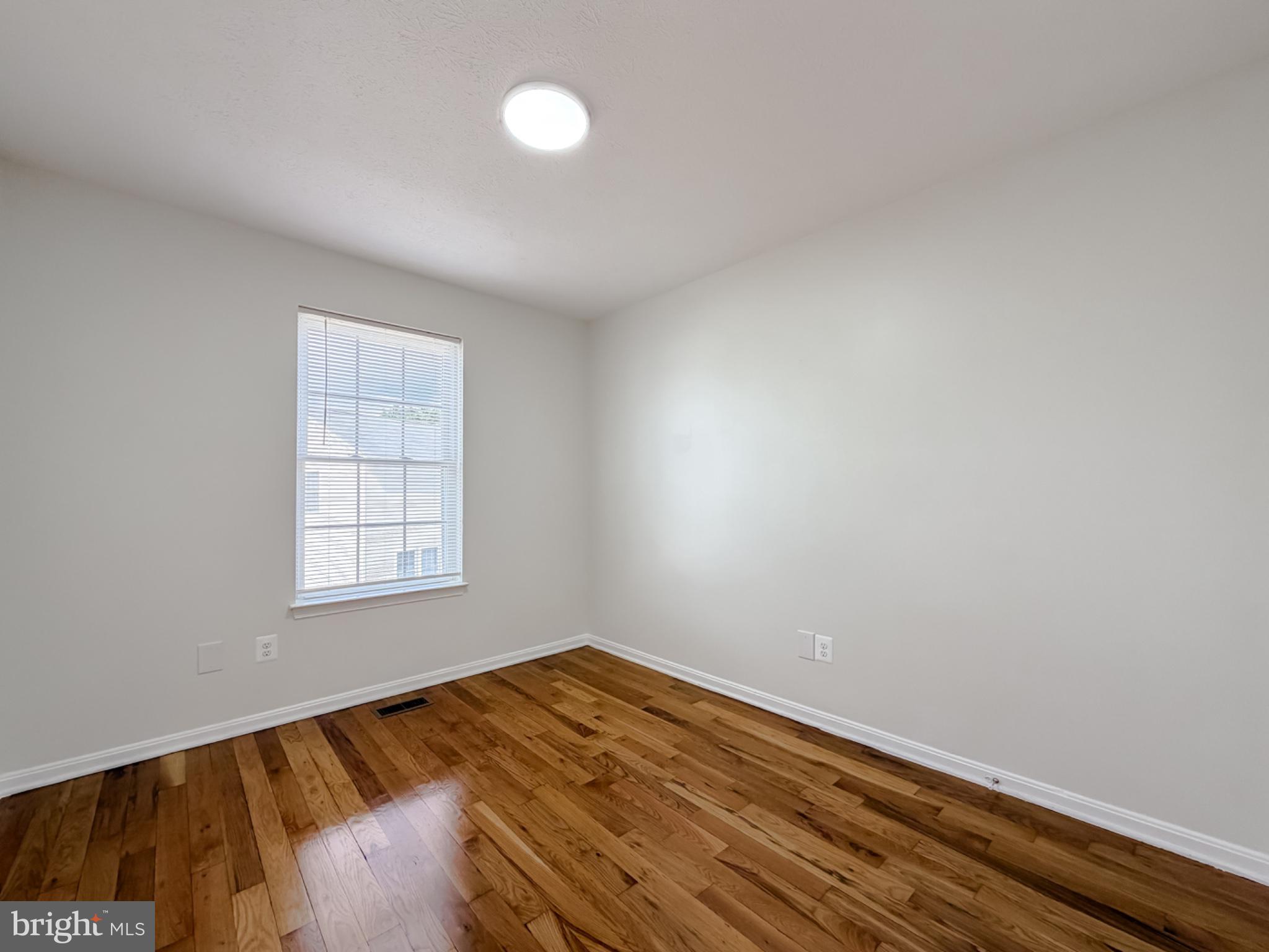 HICKORY HILLS - Residential